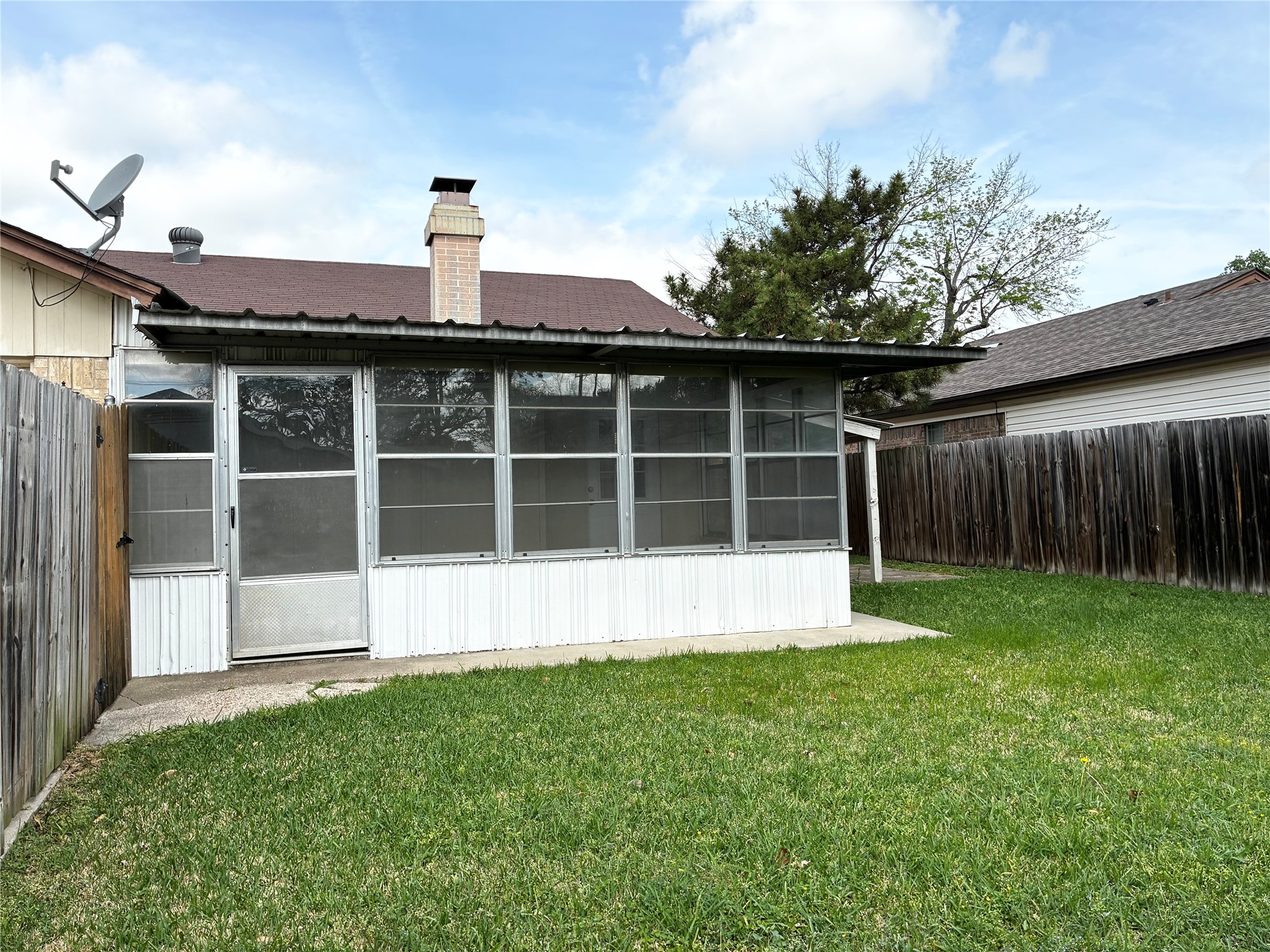 4726 Oakwood Drive Garland TX 75043