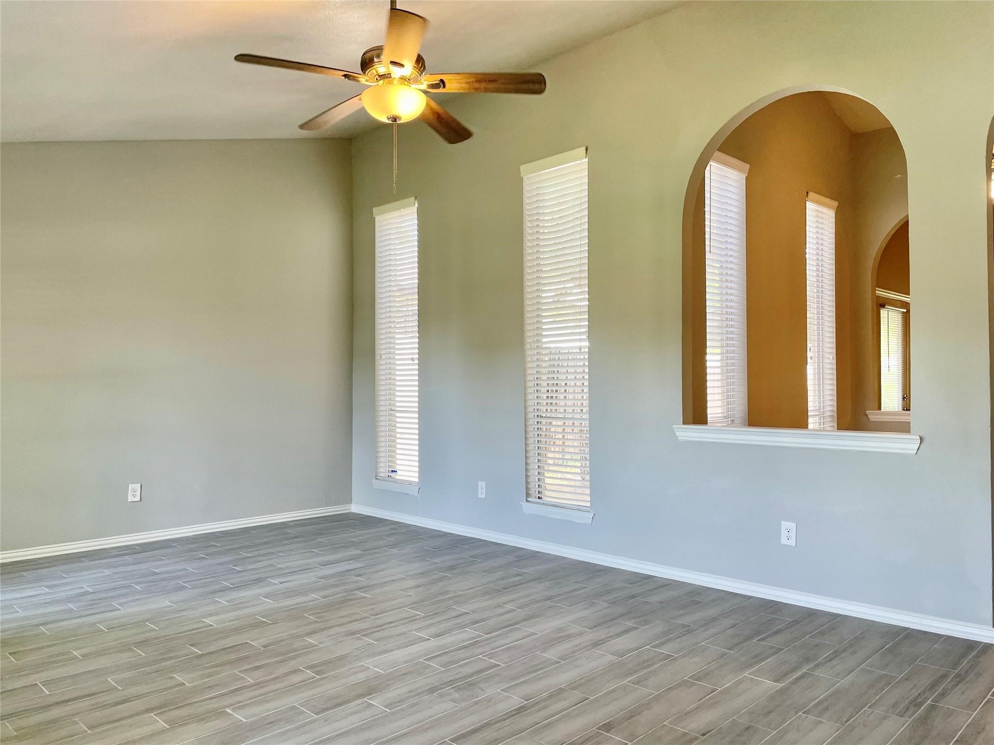 4726 Oakwood Drive Garland TX 75043