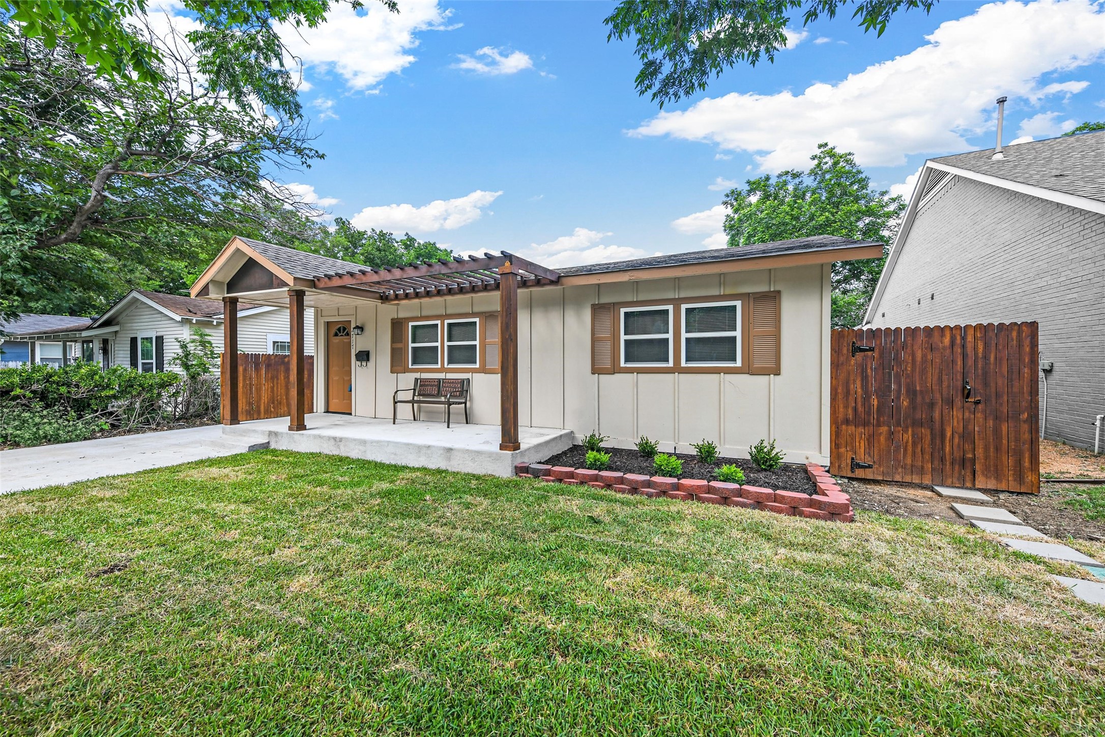 2717 Townsend Drive Fort Worth TX 76110