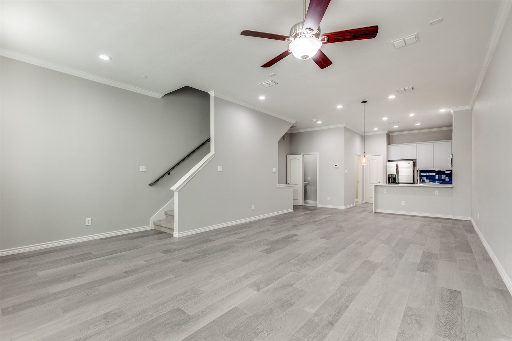 15819 Breedlove Place Addison TX 75001