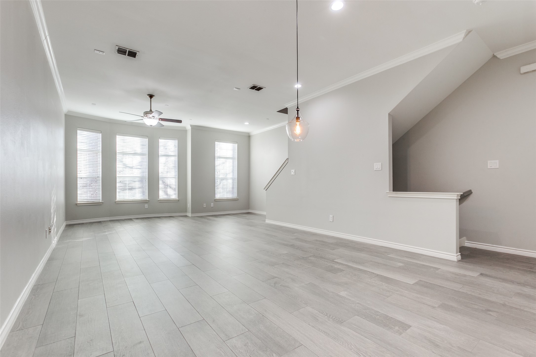 15819 Breedlove Place Addison TX 75001
