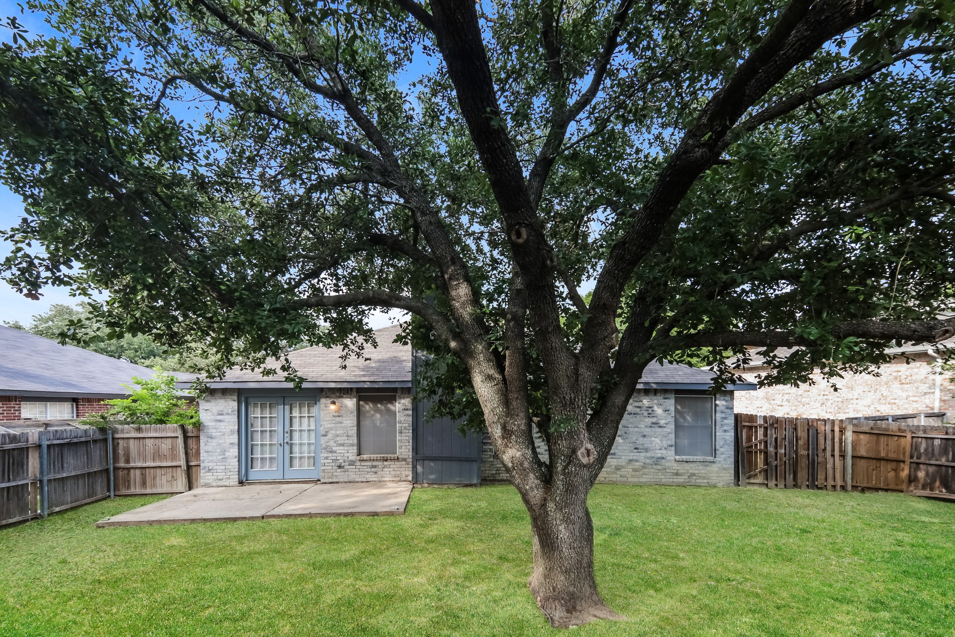 1446 Cross Courts Drive Garland TX 75040