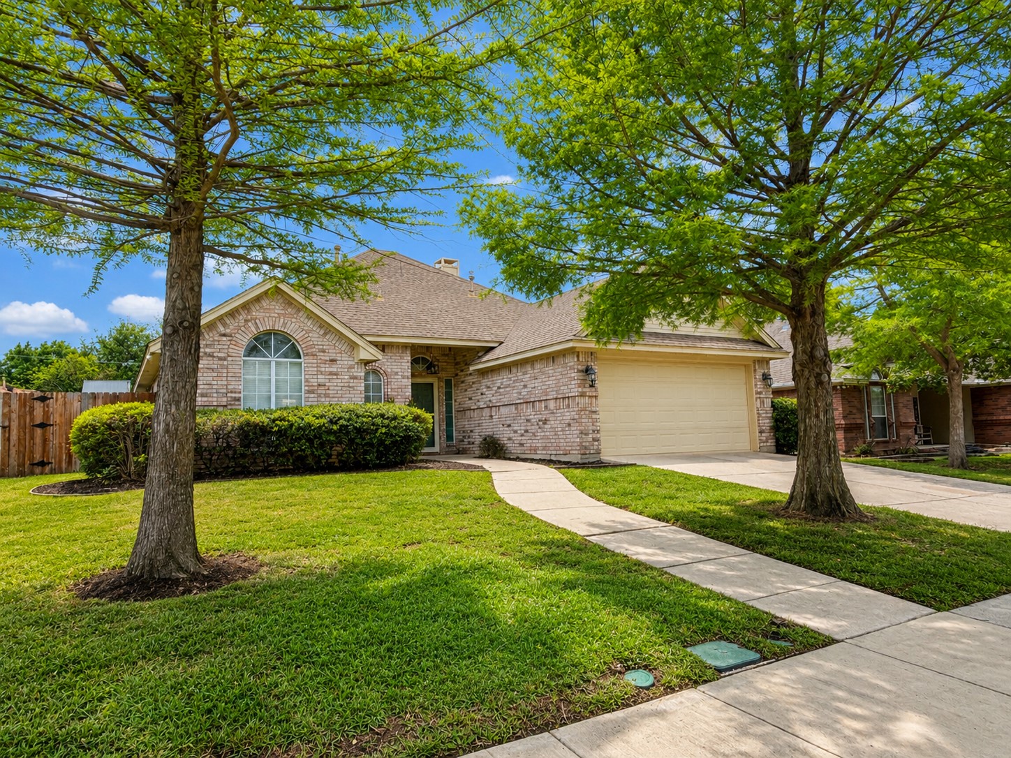 1806 Sand Stone Drive Sanger TX 76266