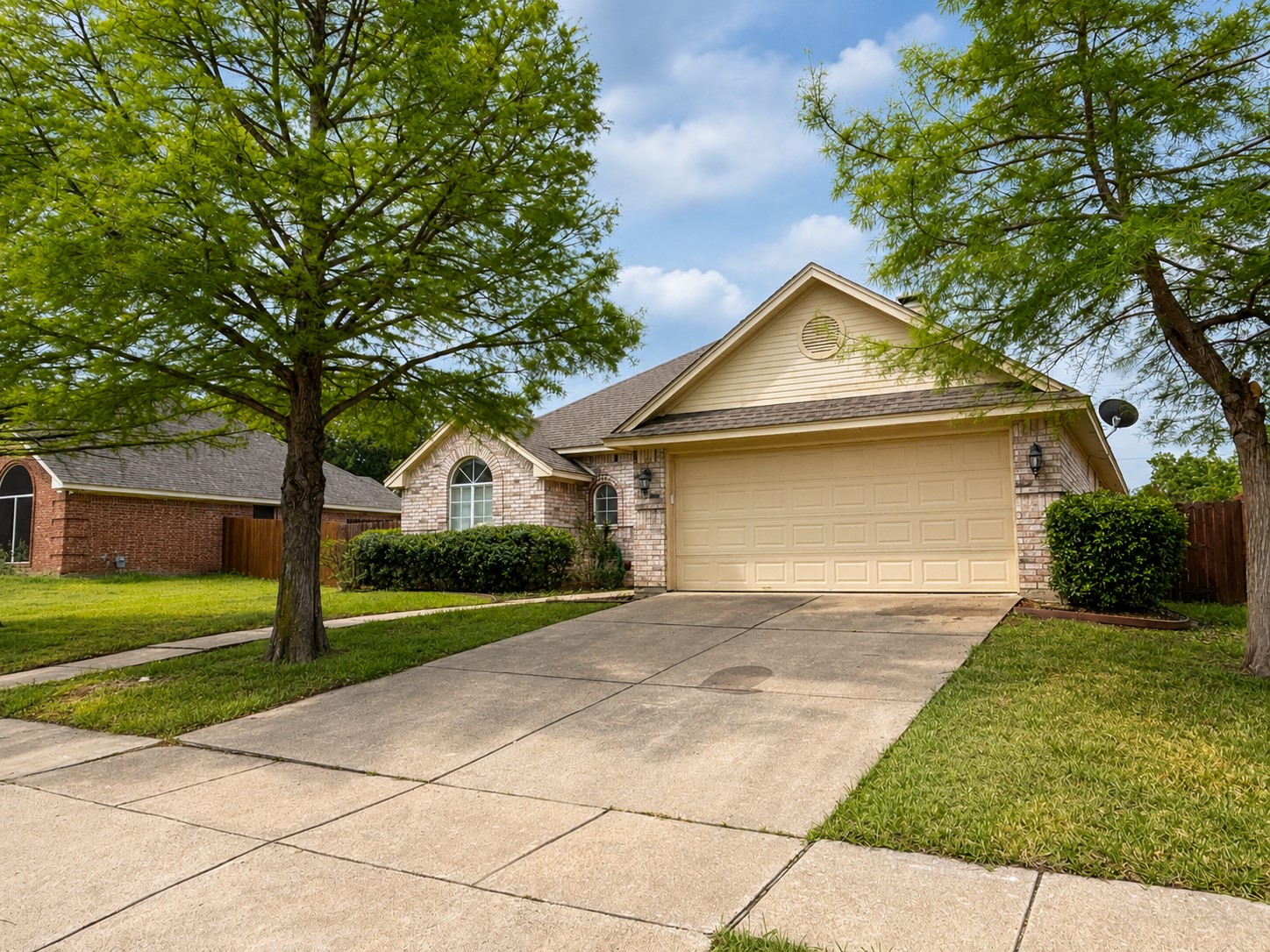 1806 Sand Stone Drive Sanger TX 76266
