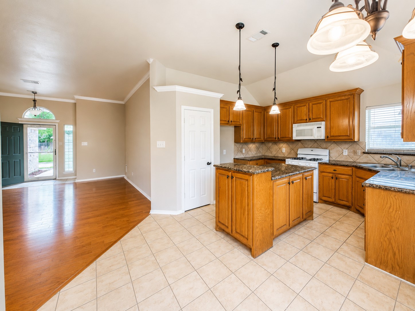 1806 Sand Stone Drive Sanger TX 76266