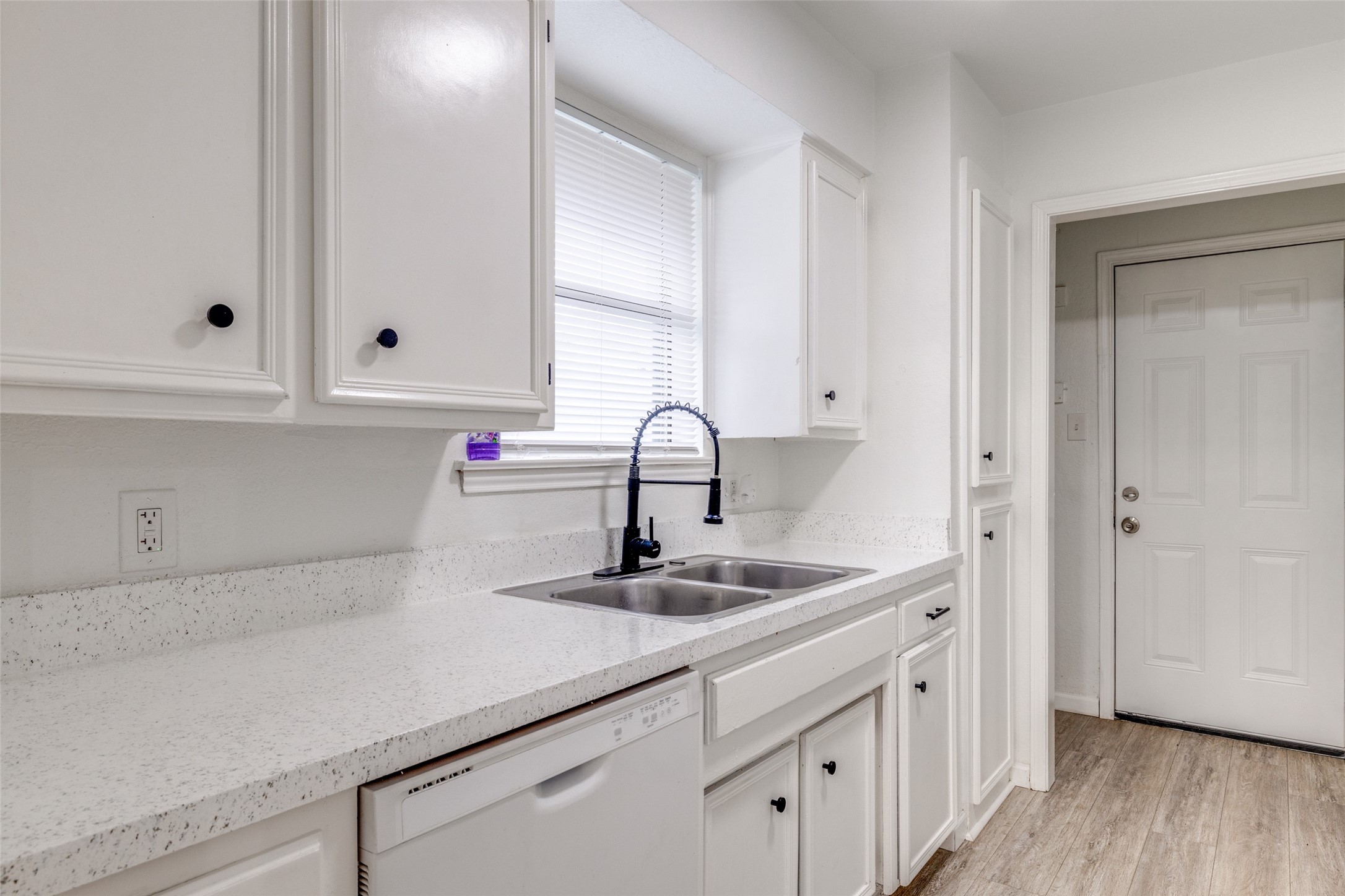 2428 Summer Place Drive Arlington TX 76014