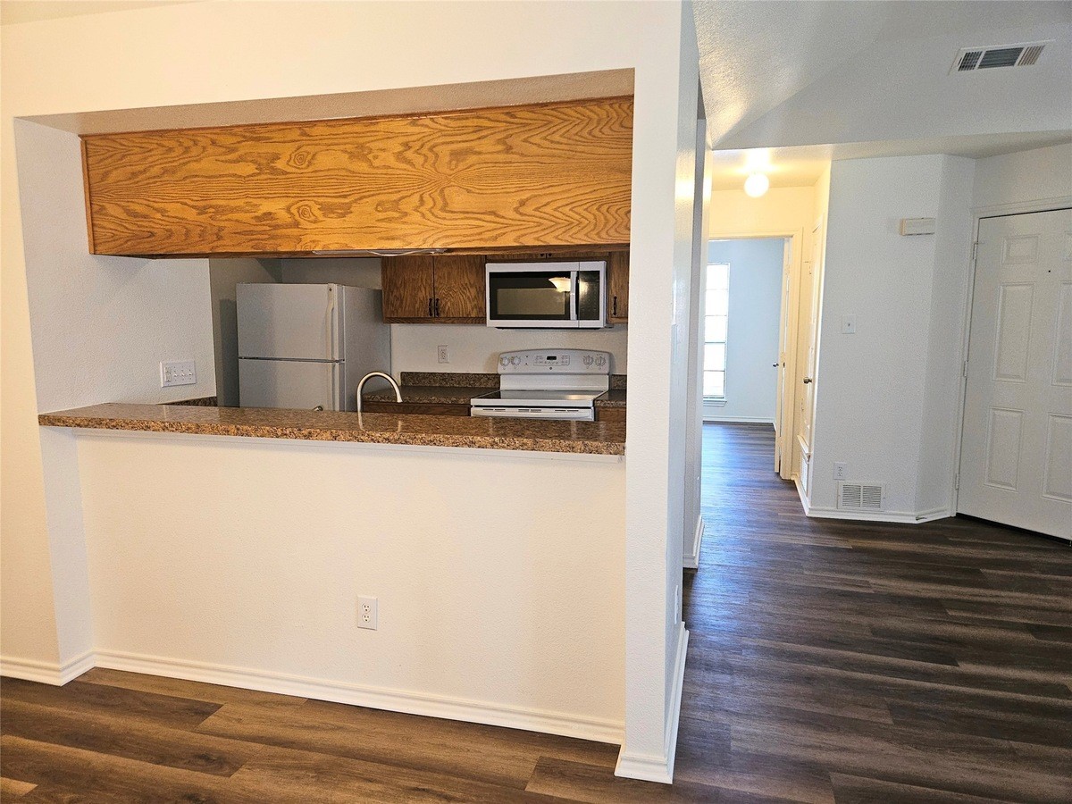 508 E Denton Drive Euless TX 76039