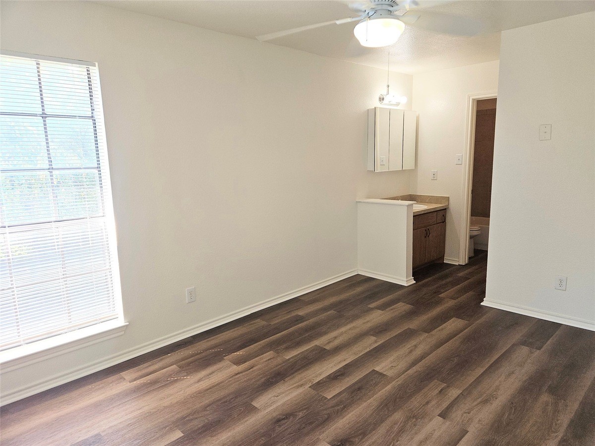 508 E Denton Drive Euless TX 76039