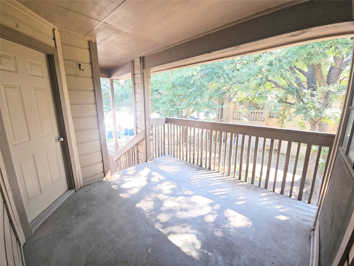 508 E Denton Drive Euless TX 76039