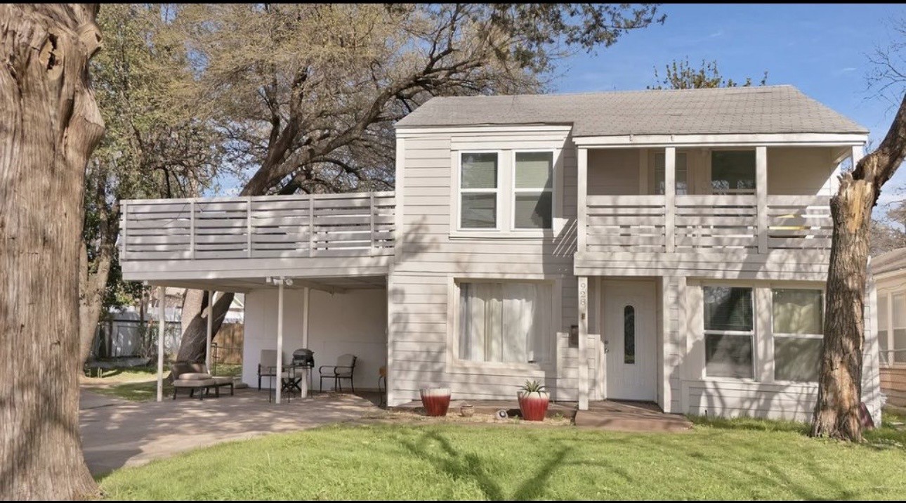 928 S Windomere Avenue Dallas TX 75208