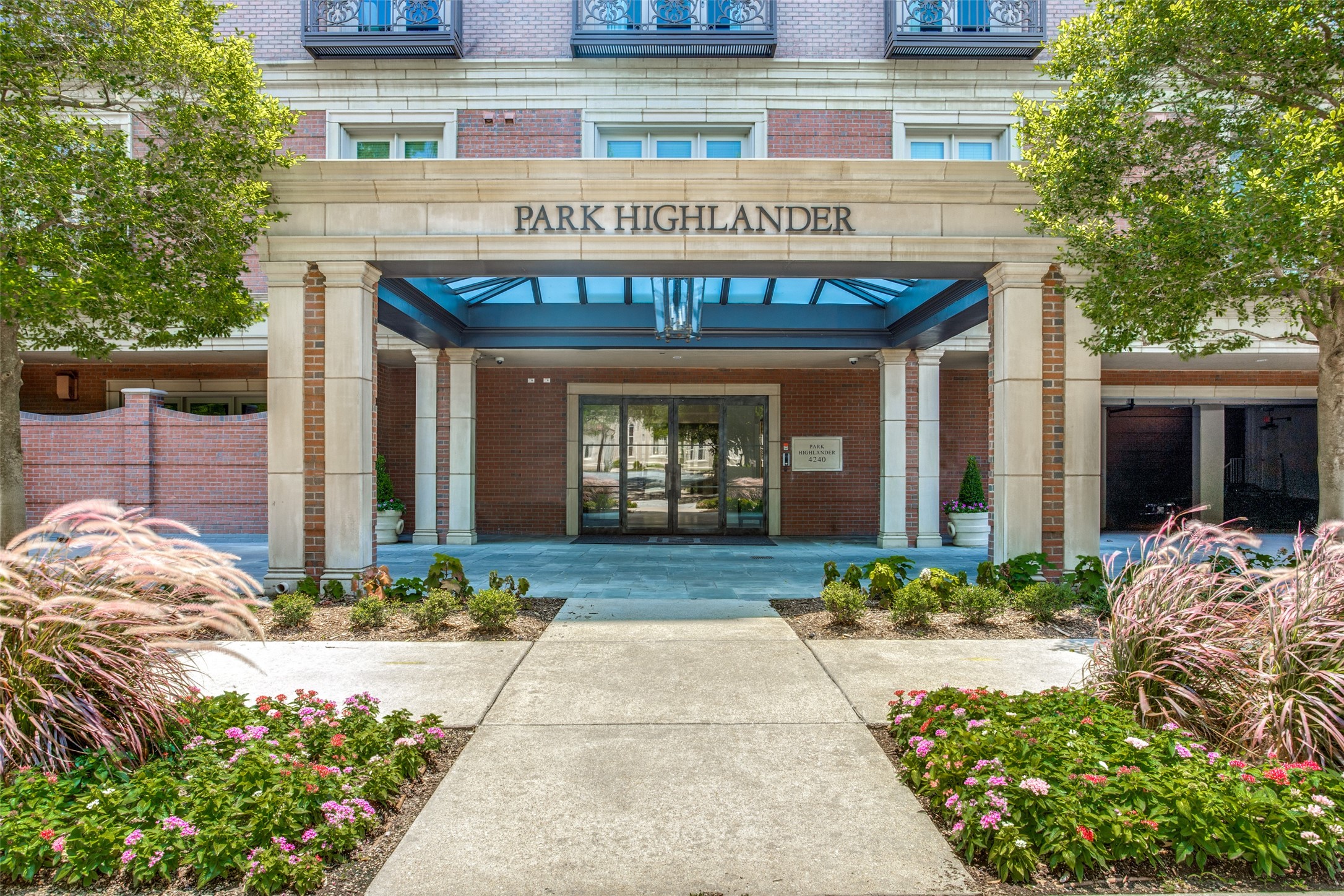 4240 Prescott Avenue Dallas TX 75219