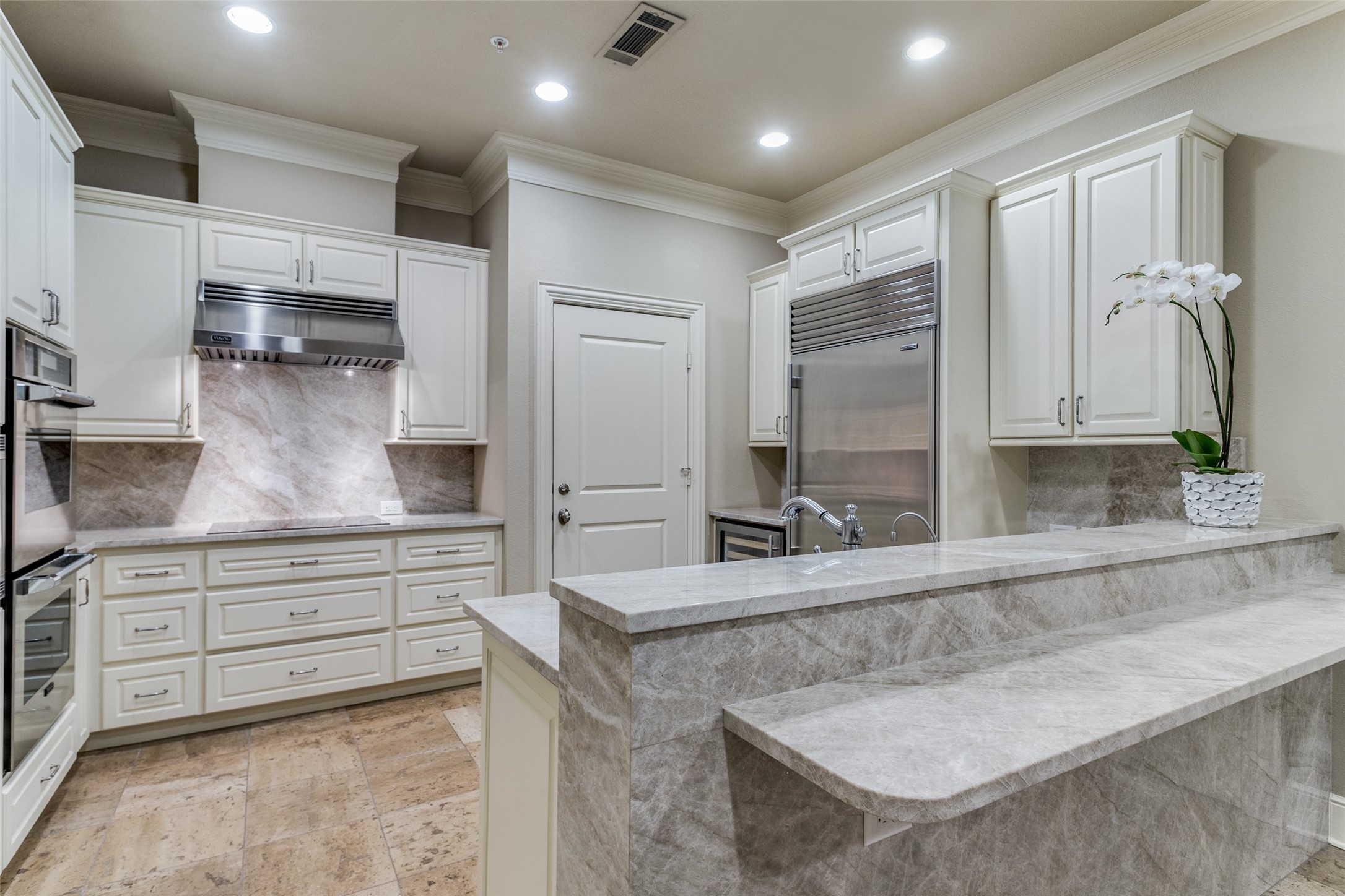 4240 Prescott Avenue Dallas TX 75219