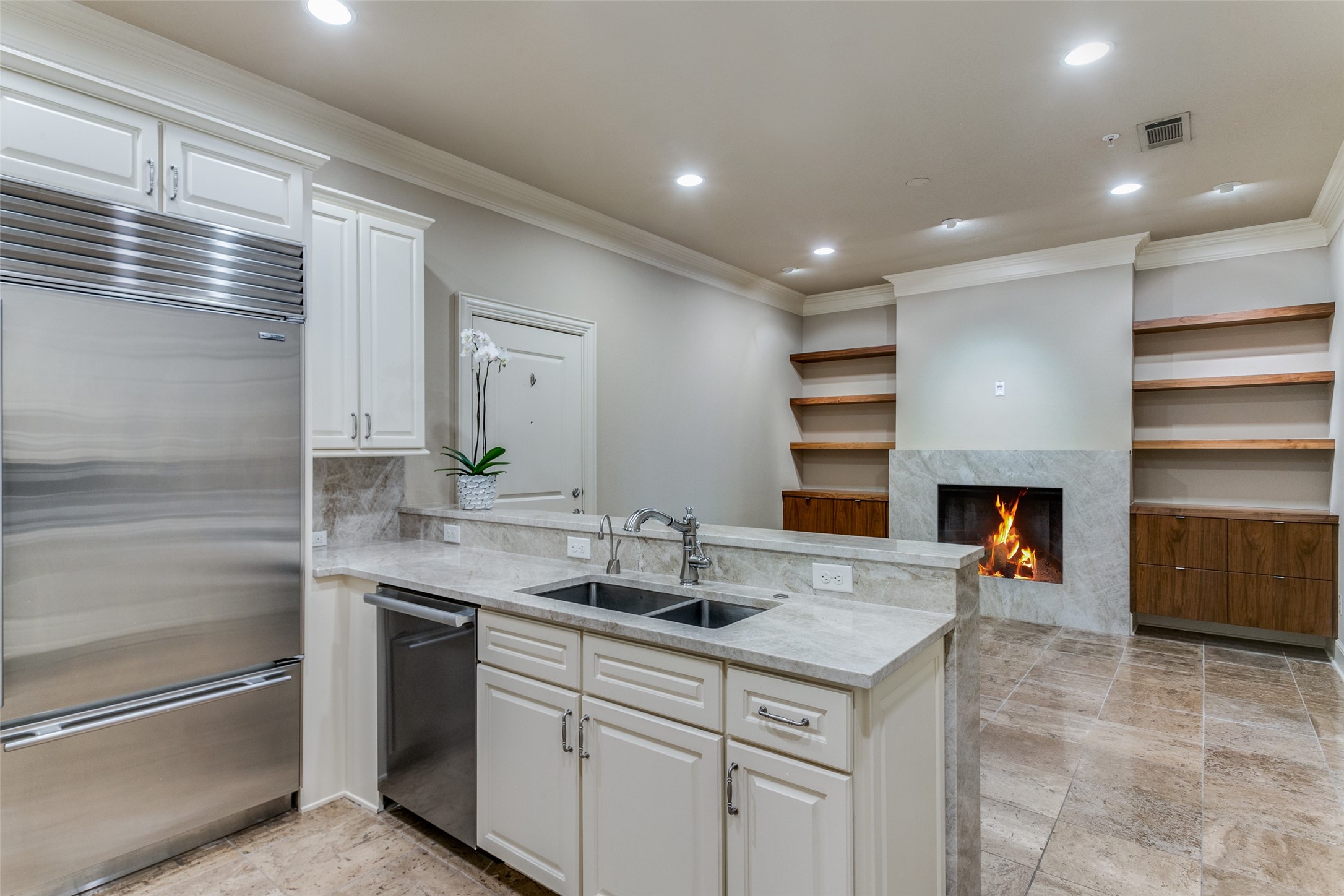 4240 Prescott Avenue Dallas TX 75219