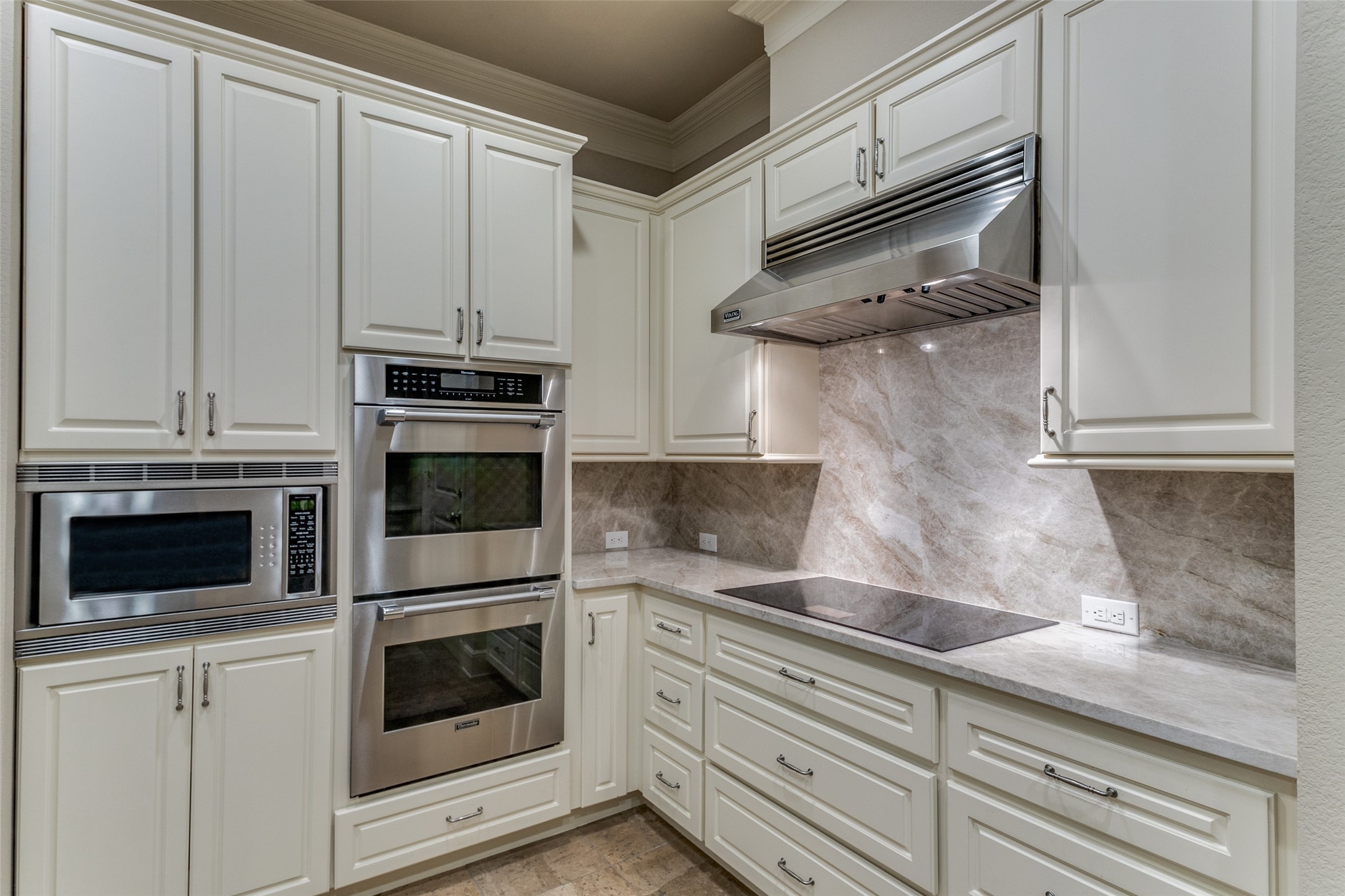 4240 Prescott Avenue Dallas TX 75219