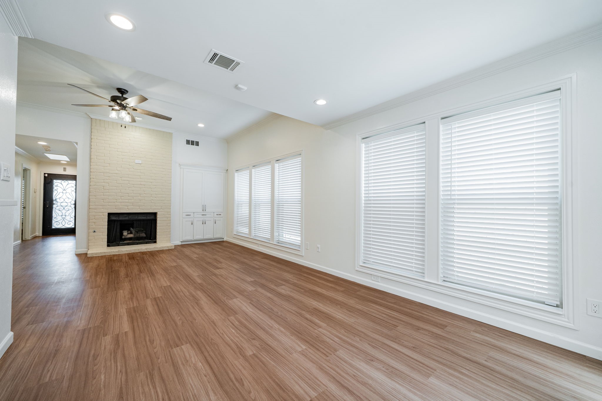 5838 Preston Valley Drive Dallas TX 75240