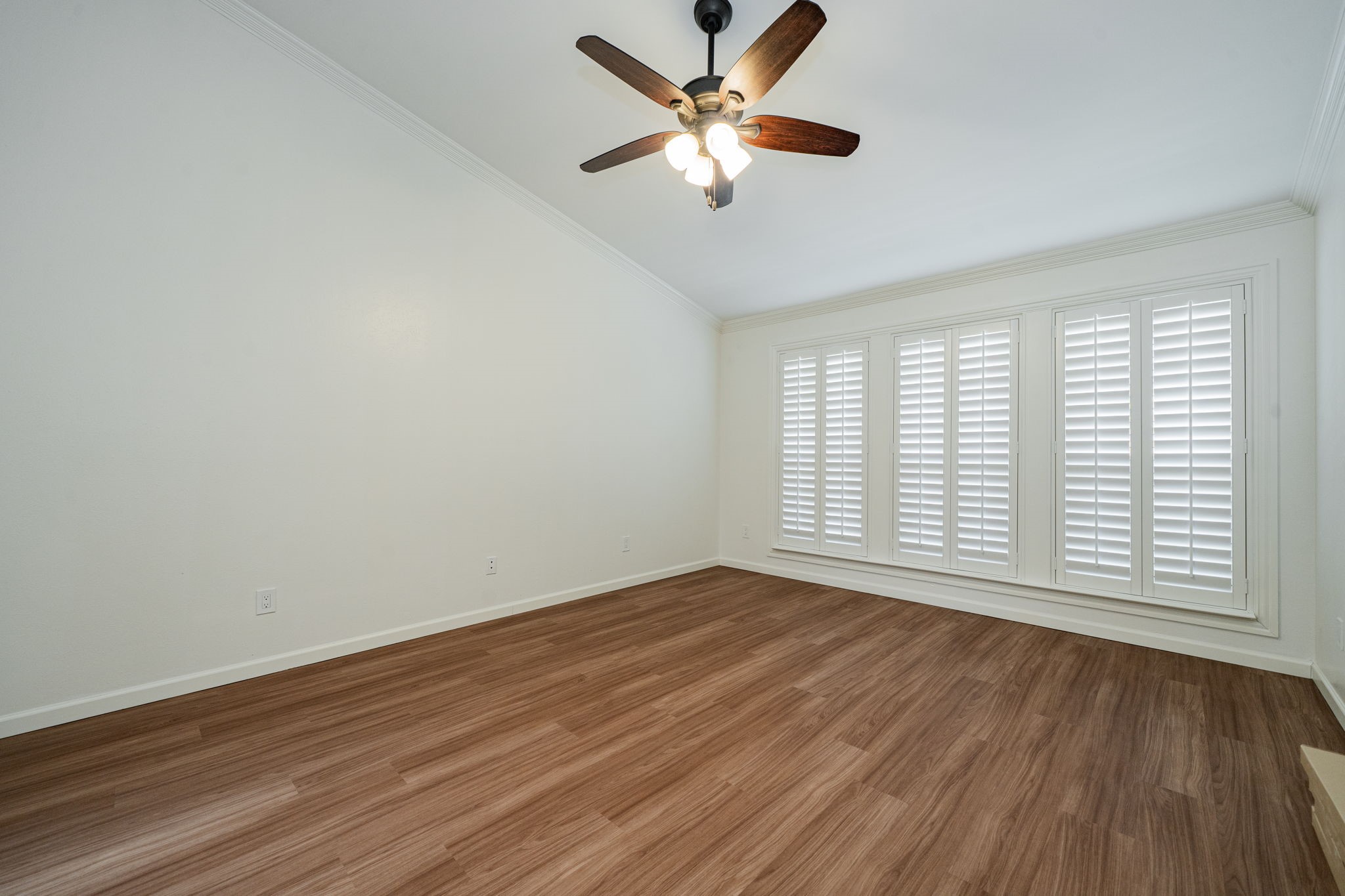 5838 Preston Valley Drive Dallas TX 75240