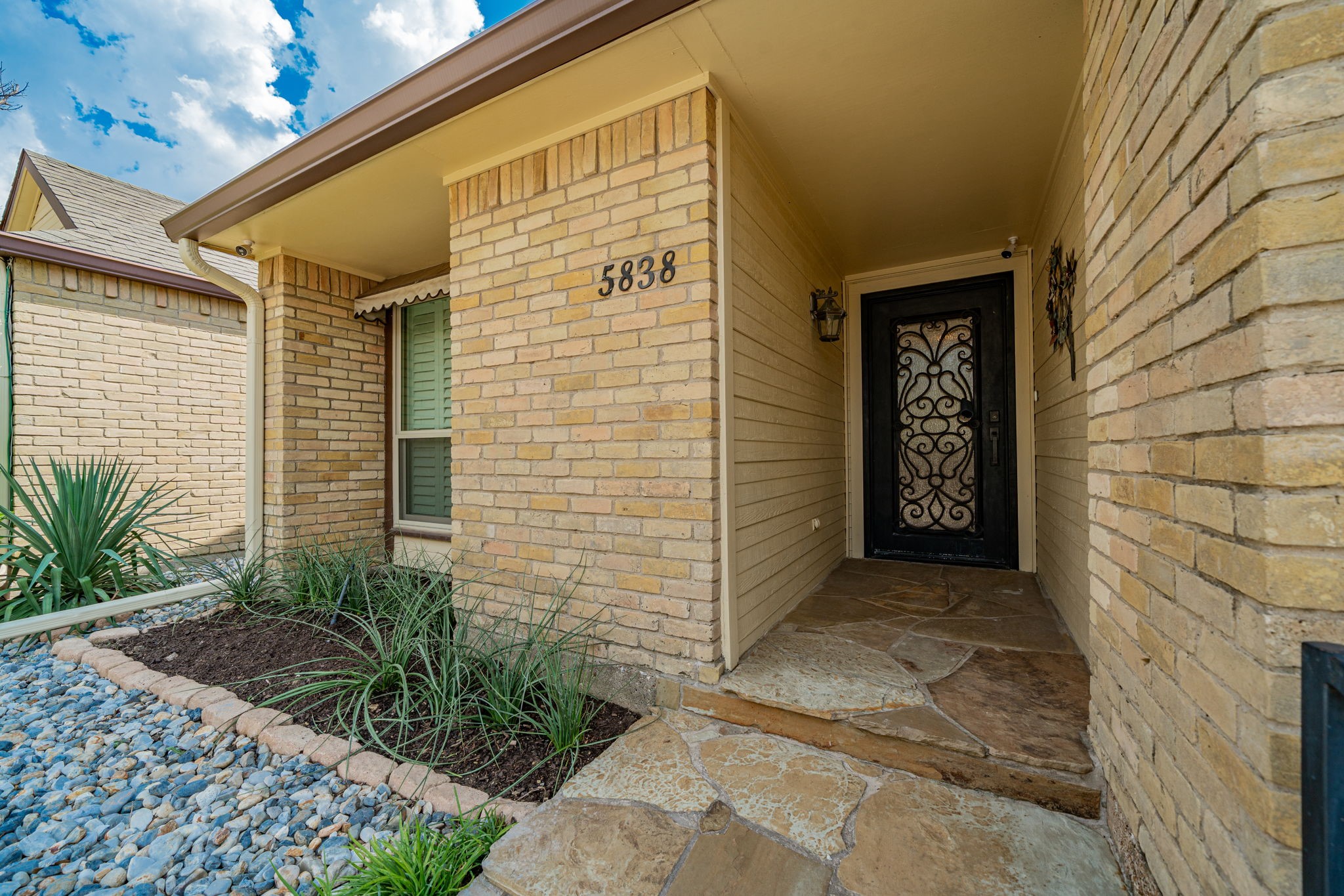 5838 Preston Valley Drive Dallas TX 75240
