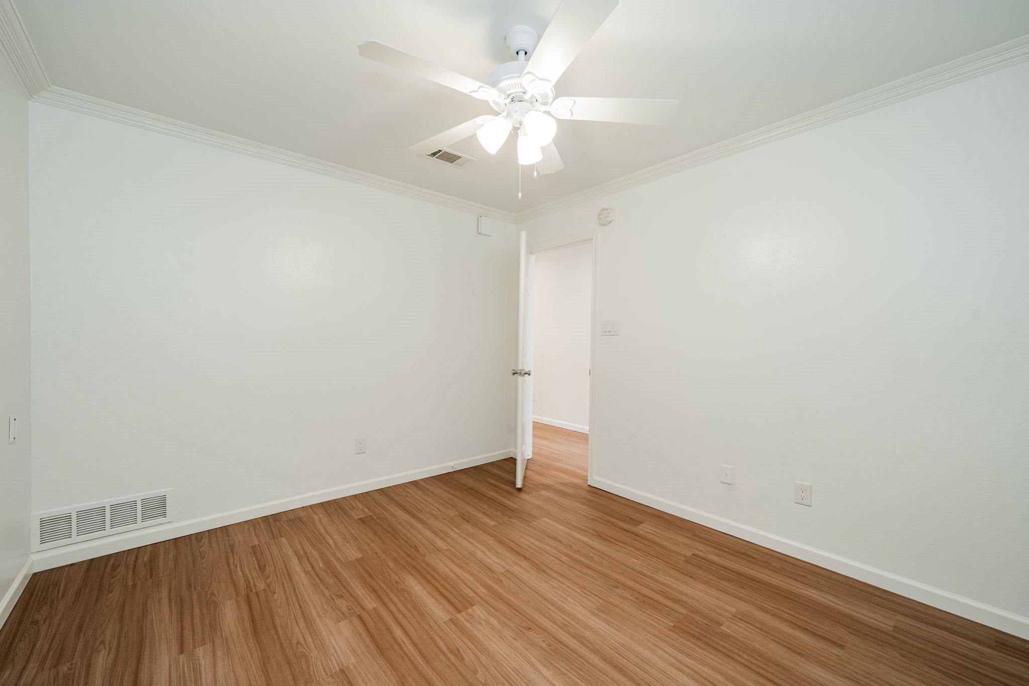5838 Preston Valley Drive Dallas TX 75240