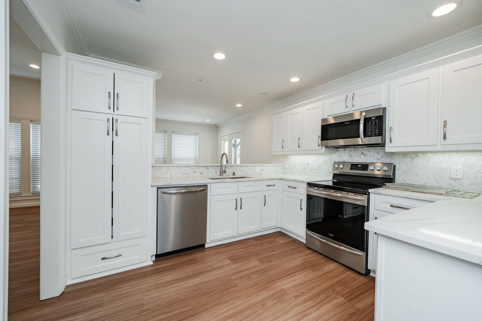 5838 Preston Valley Drive Dallas TX 75240