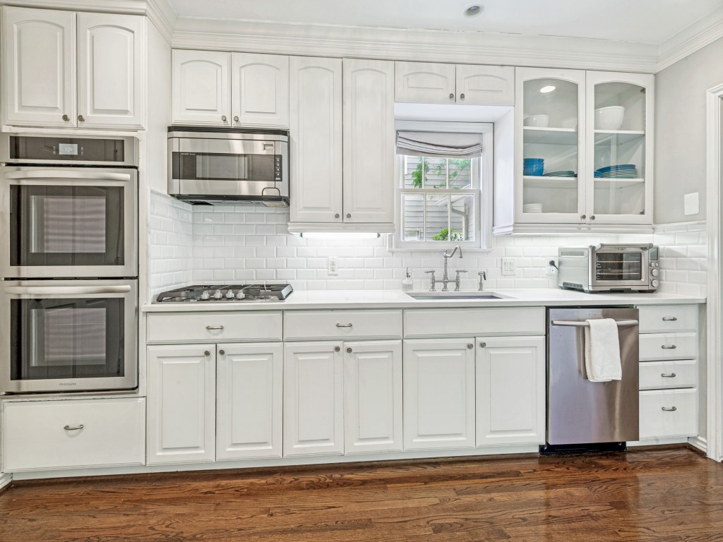4556 Belclaire Avenue Highland Park TX 75205