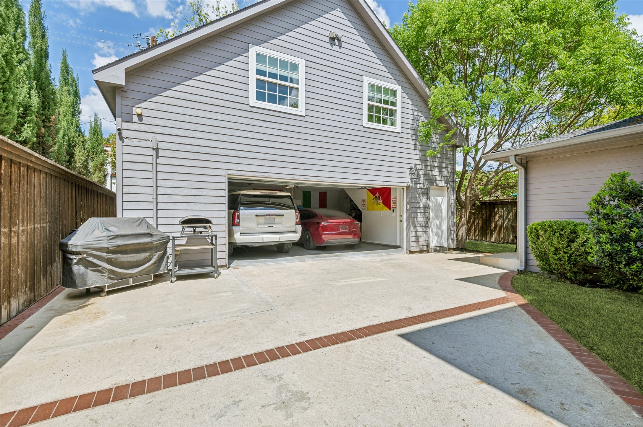 4556 Belclaire Avenue Highland Park TX 75205