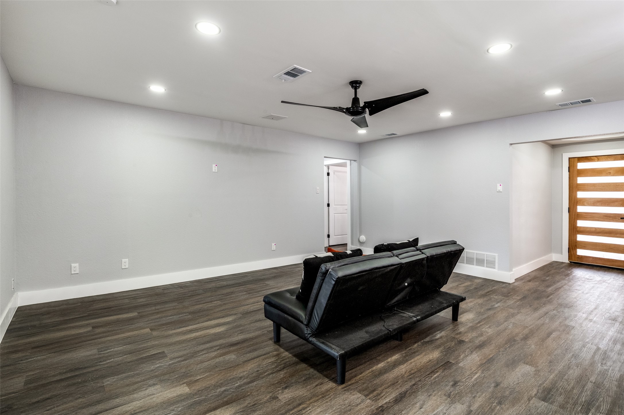 830 Bordner Drive Lancaster TX 75146