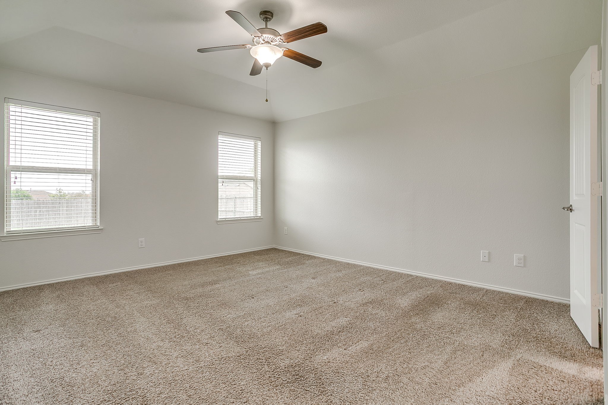 357 Coral Vine Lane Burleson TX 76028