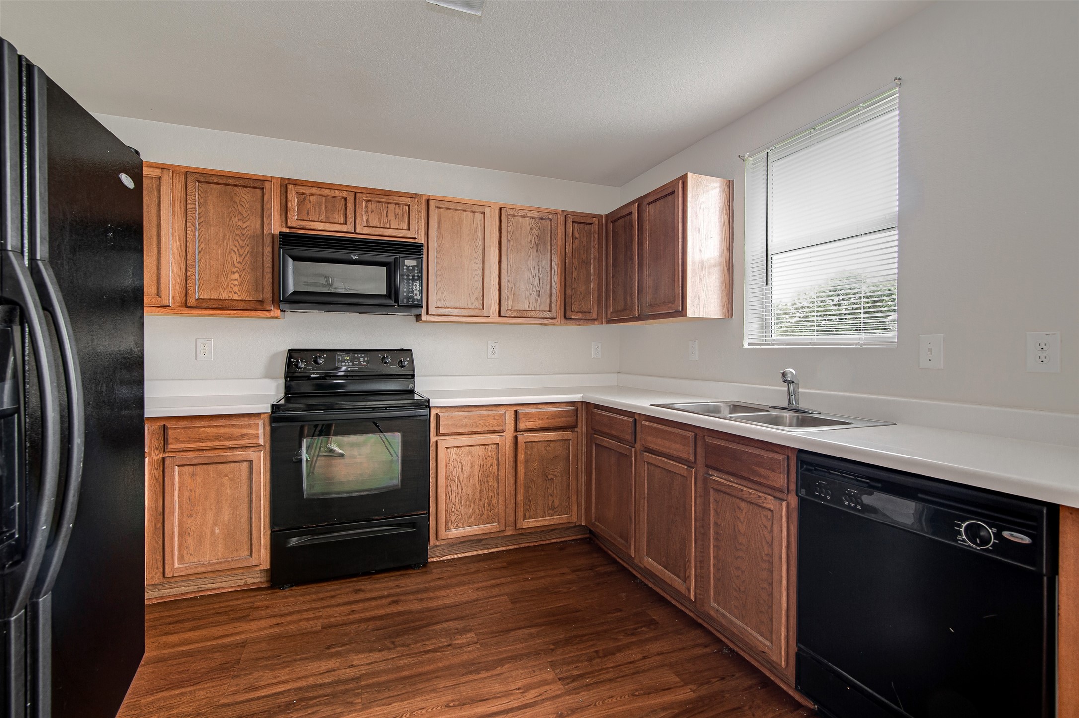 1420 Krista Drive Burleson TX 76028