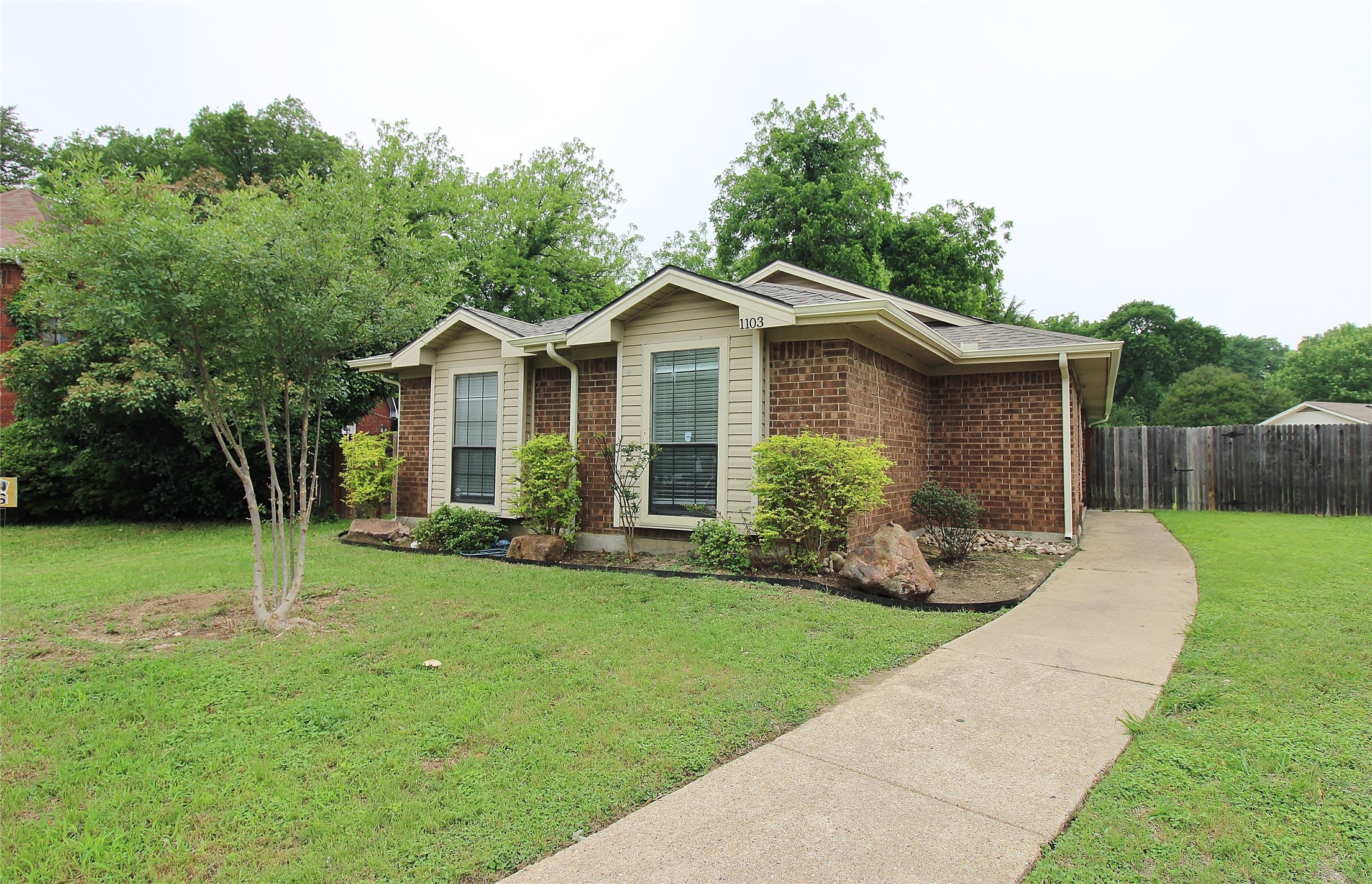 1103 Hemlock Court Desoto TX 75115