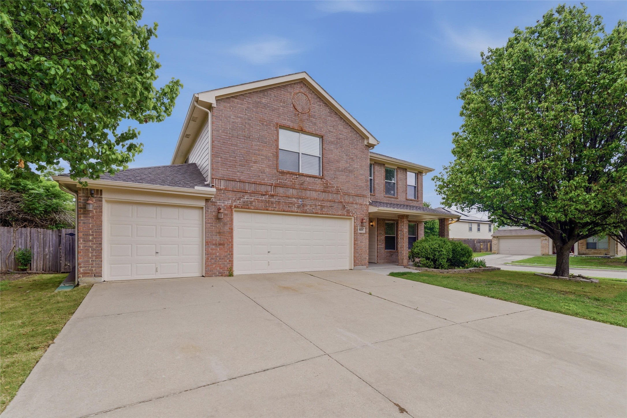 1629 Withers Way Krum TX 76249