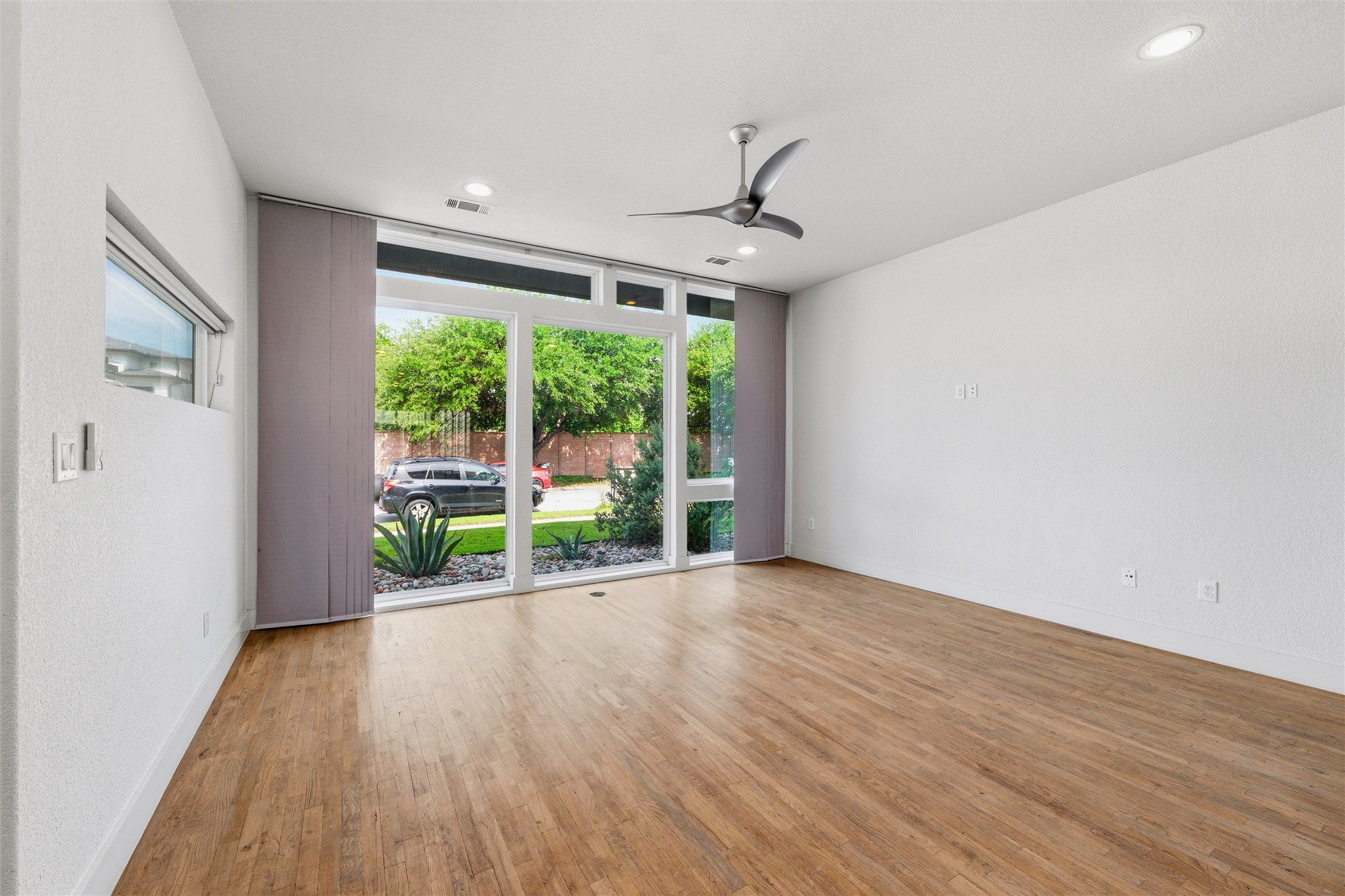 207 Adrian Drive Fort Worth TX 76107