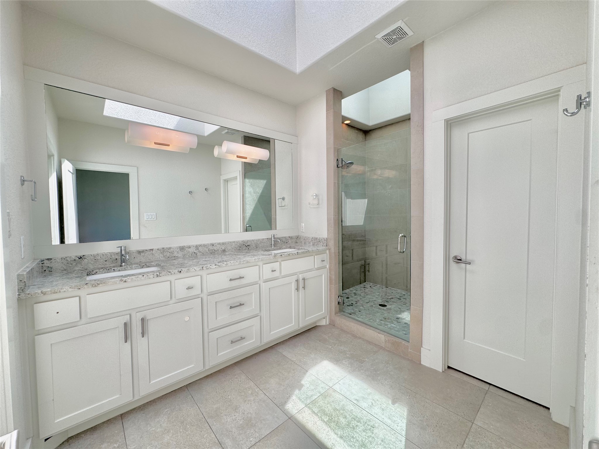 207 Adrian Drive Fort Worth TX 76107