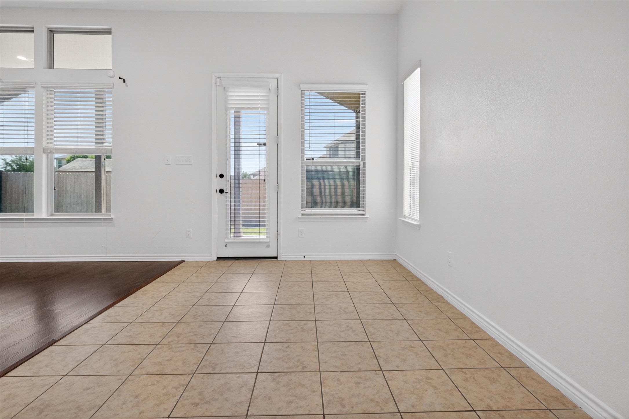 8728 Maple Ridge Trail Fort Worth TX 76244