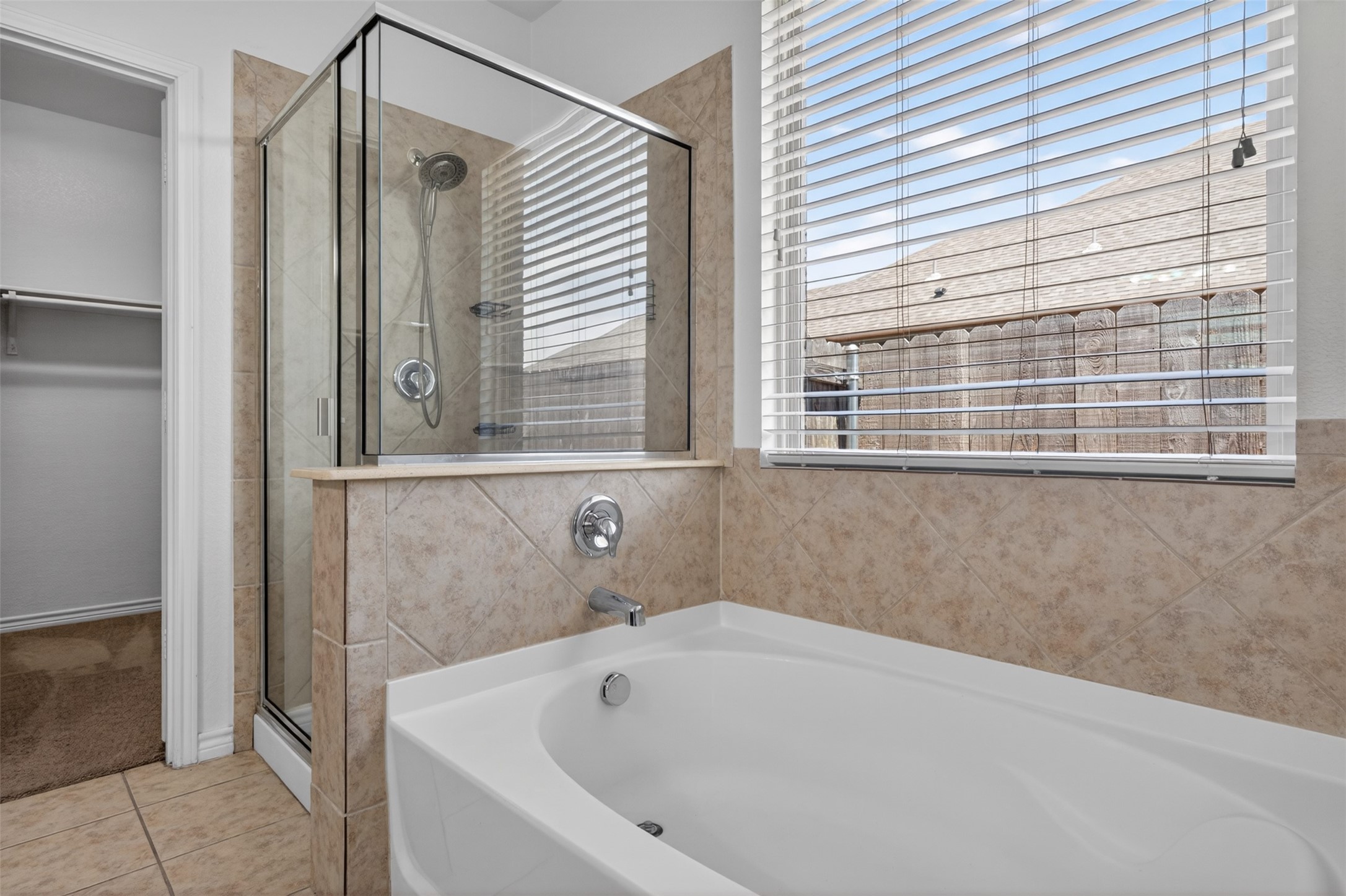 8728 Maple Ridge Trail Fort Worth TX 76244