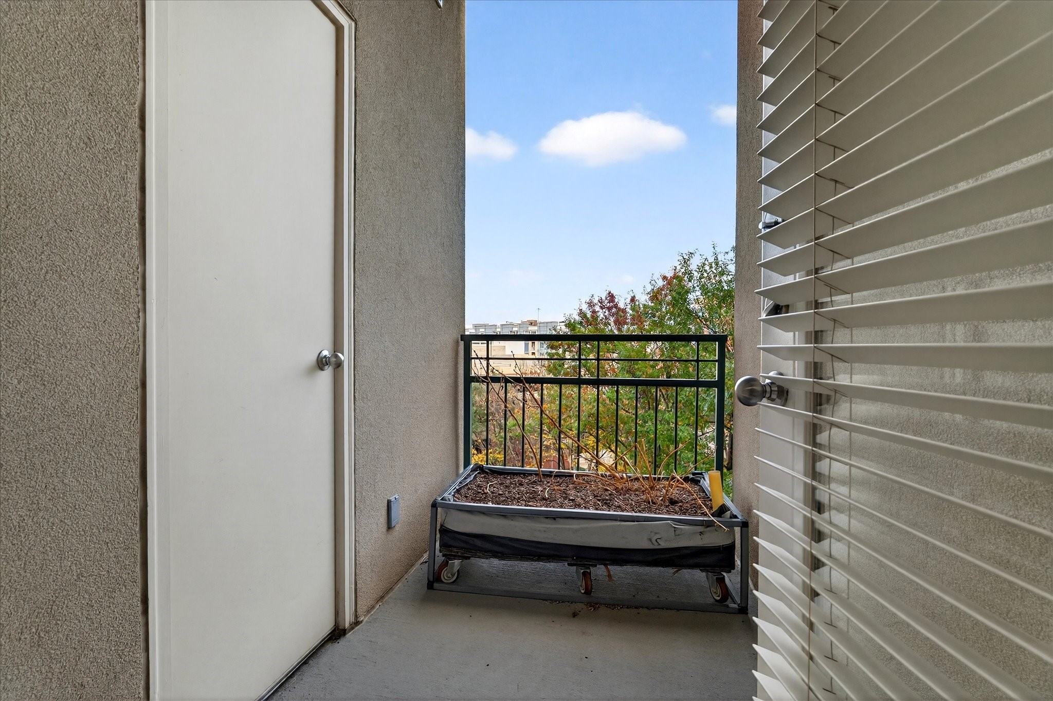 5055 Addison Circle Addison TX 75001