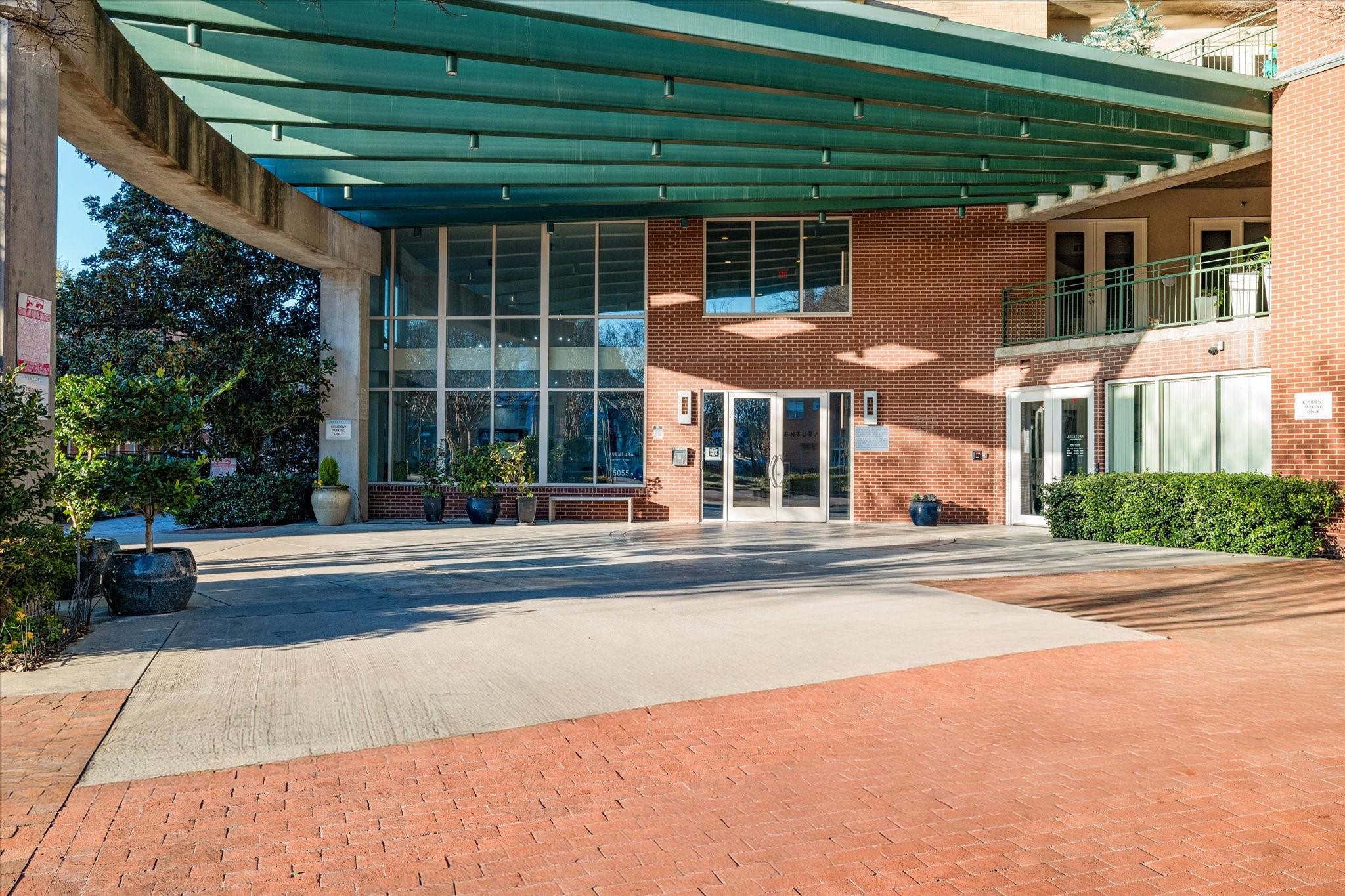 5055 Addison Circle Addison TX 75001