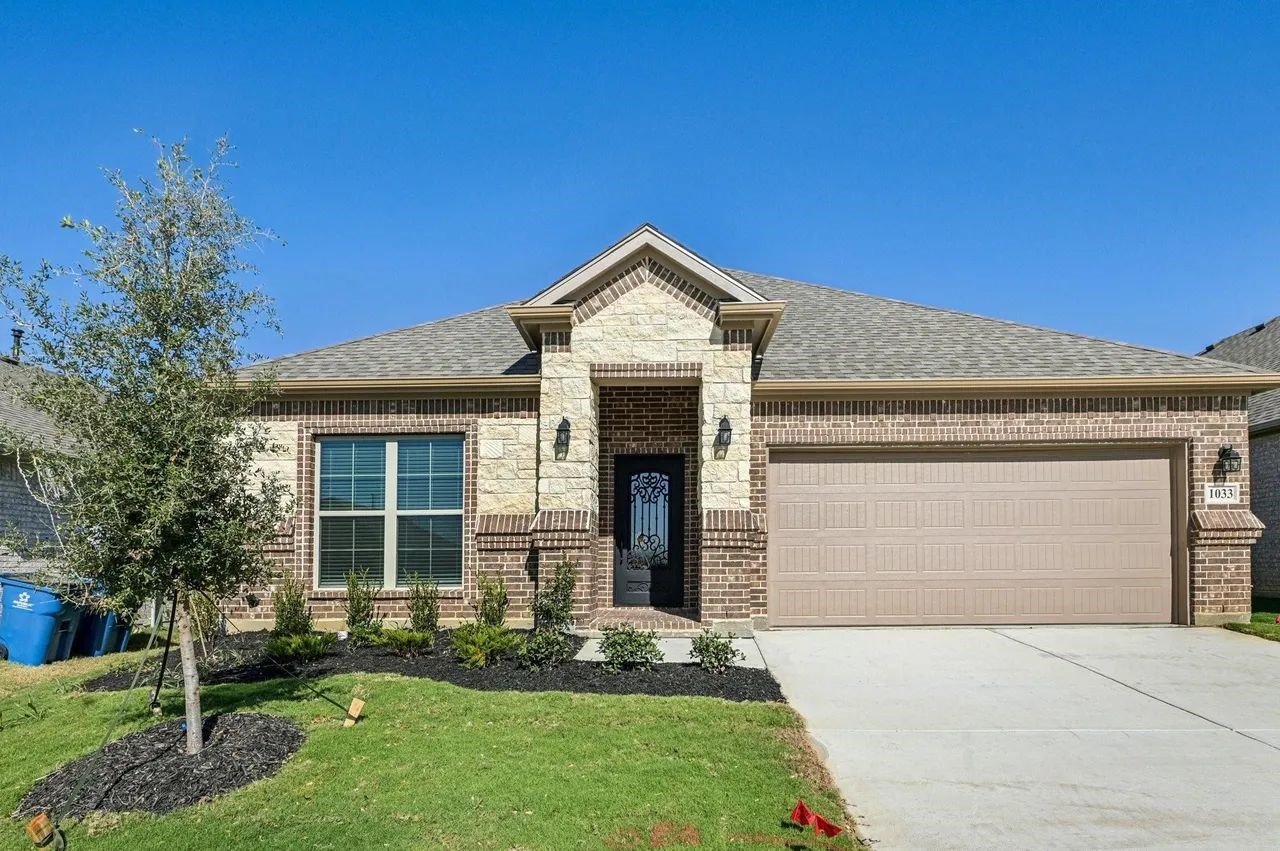 1033 Nighthawk Trail Alvarado TX 76009
