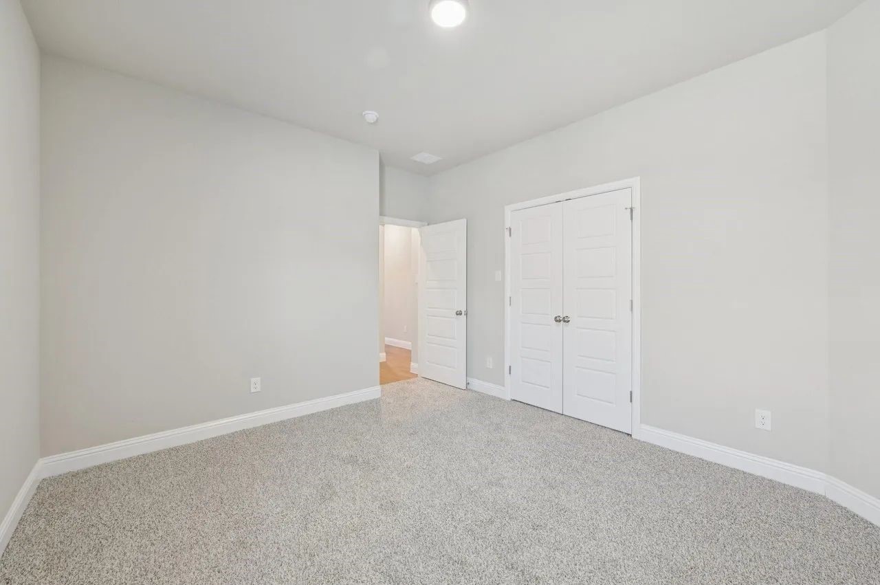 1033 Nighthawk Trail Alvarado TX 76009