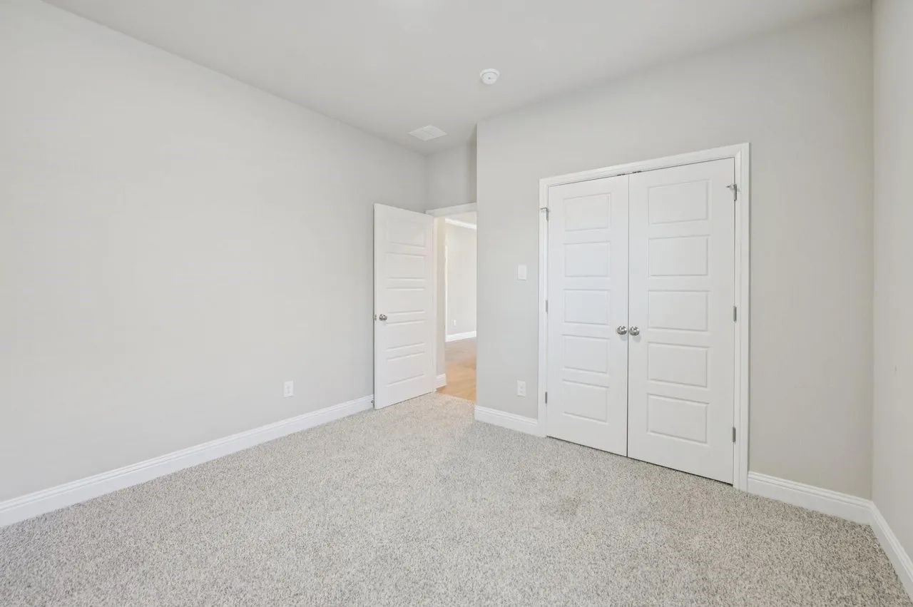 1033 Nighthawk Trail Alvarado TX 76009