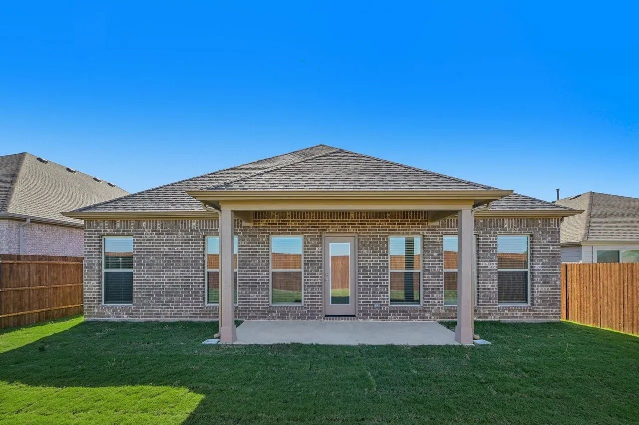 1033 Nighthawk Trail Alvarado TX 76009