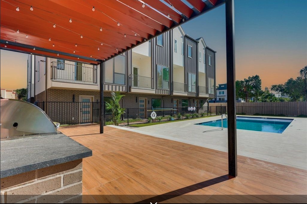 1902 N Carroll Avenue Dallas TX 75204