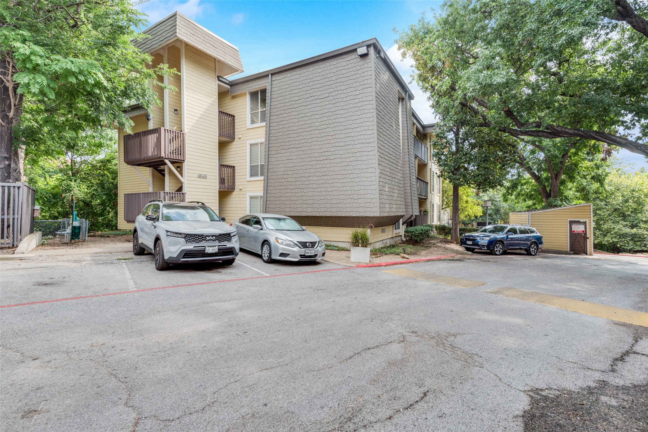 4845 Cedar Springs Road Dallas TX 75219