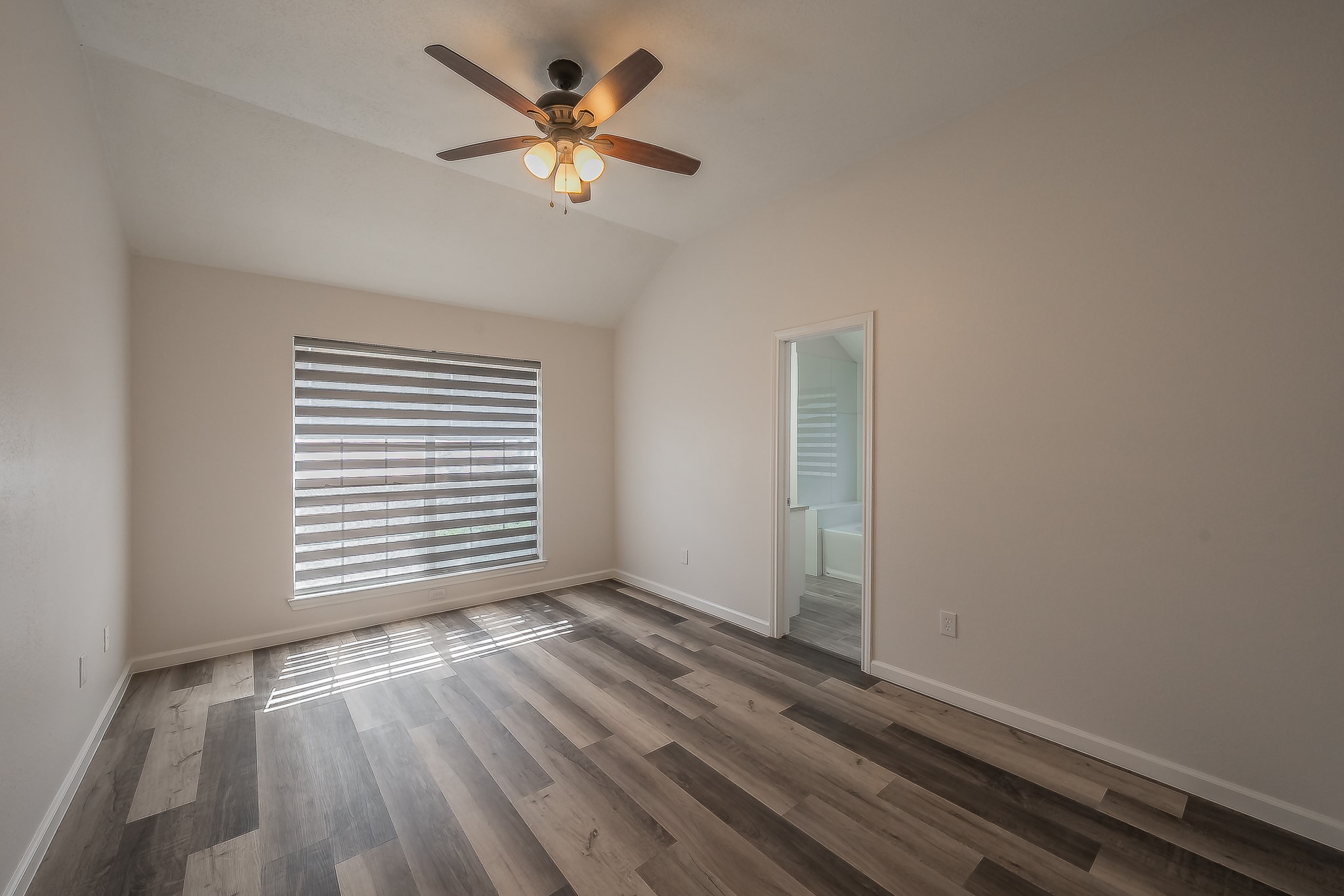 2711 Canterbury Street Euless TX 76039