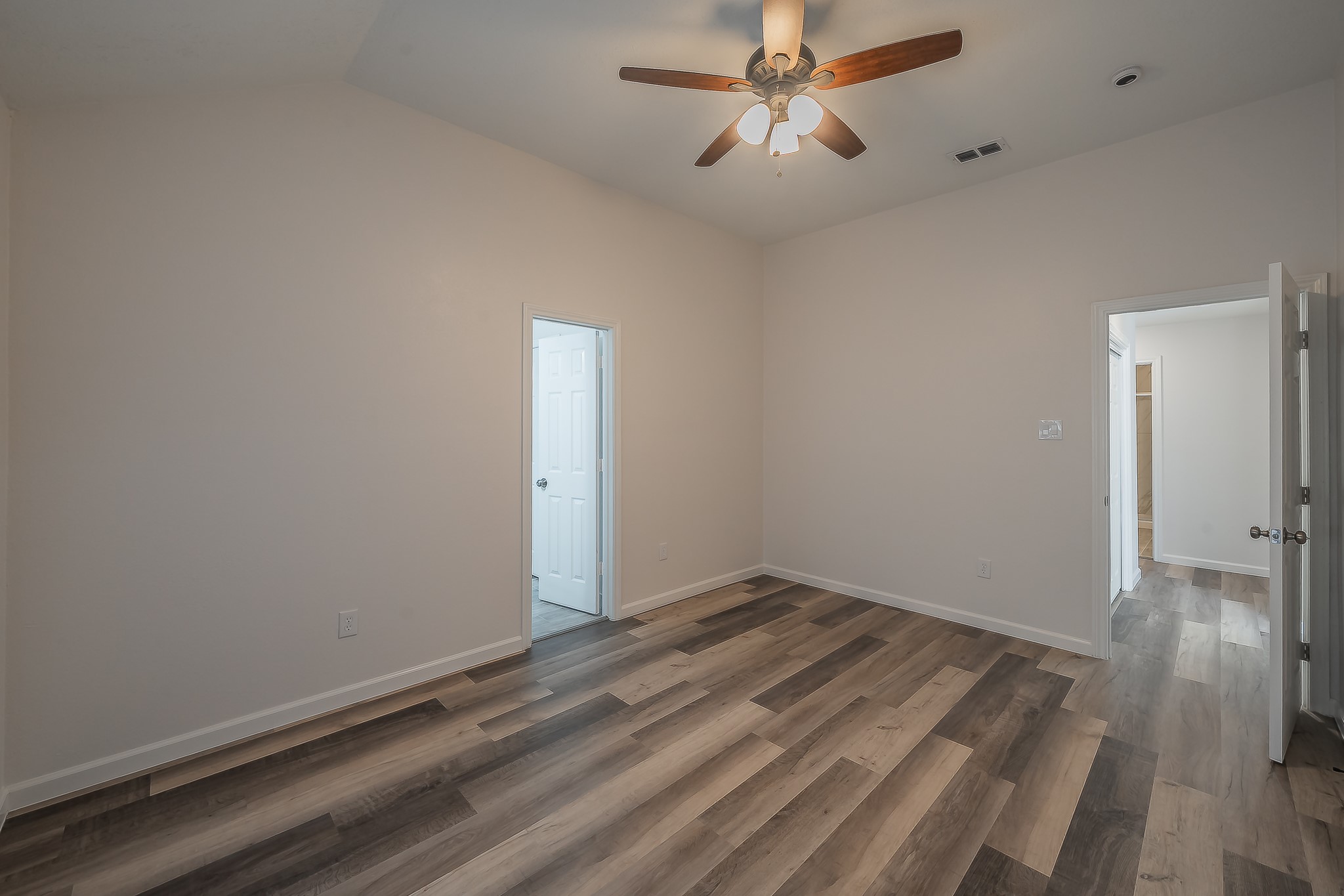 2711 Canterbury Street Euless TX 76039