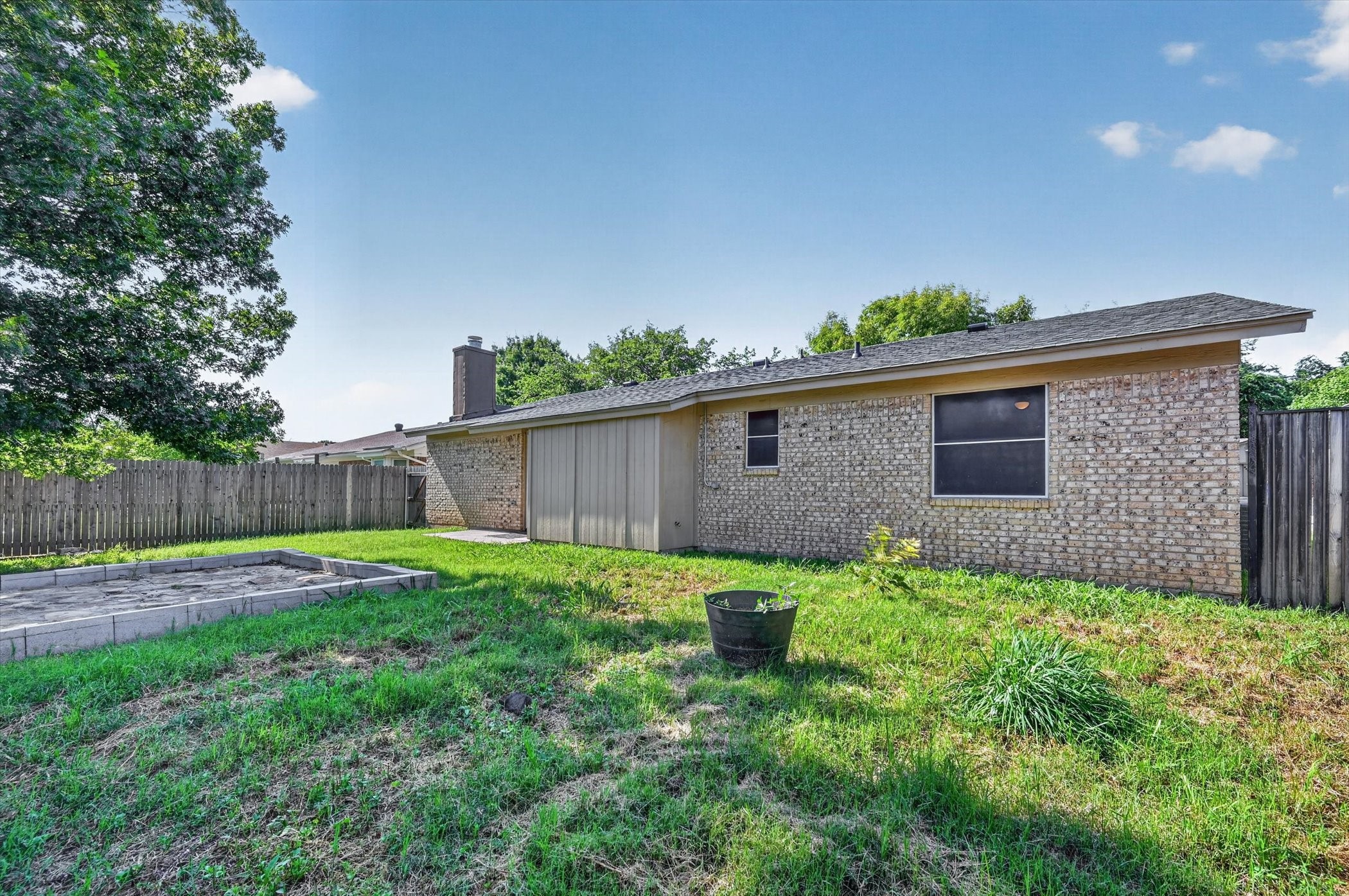 6516 Meadowview Lane Watauga TX 76148