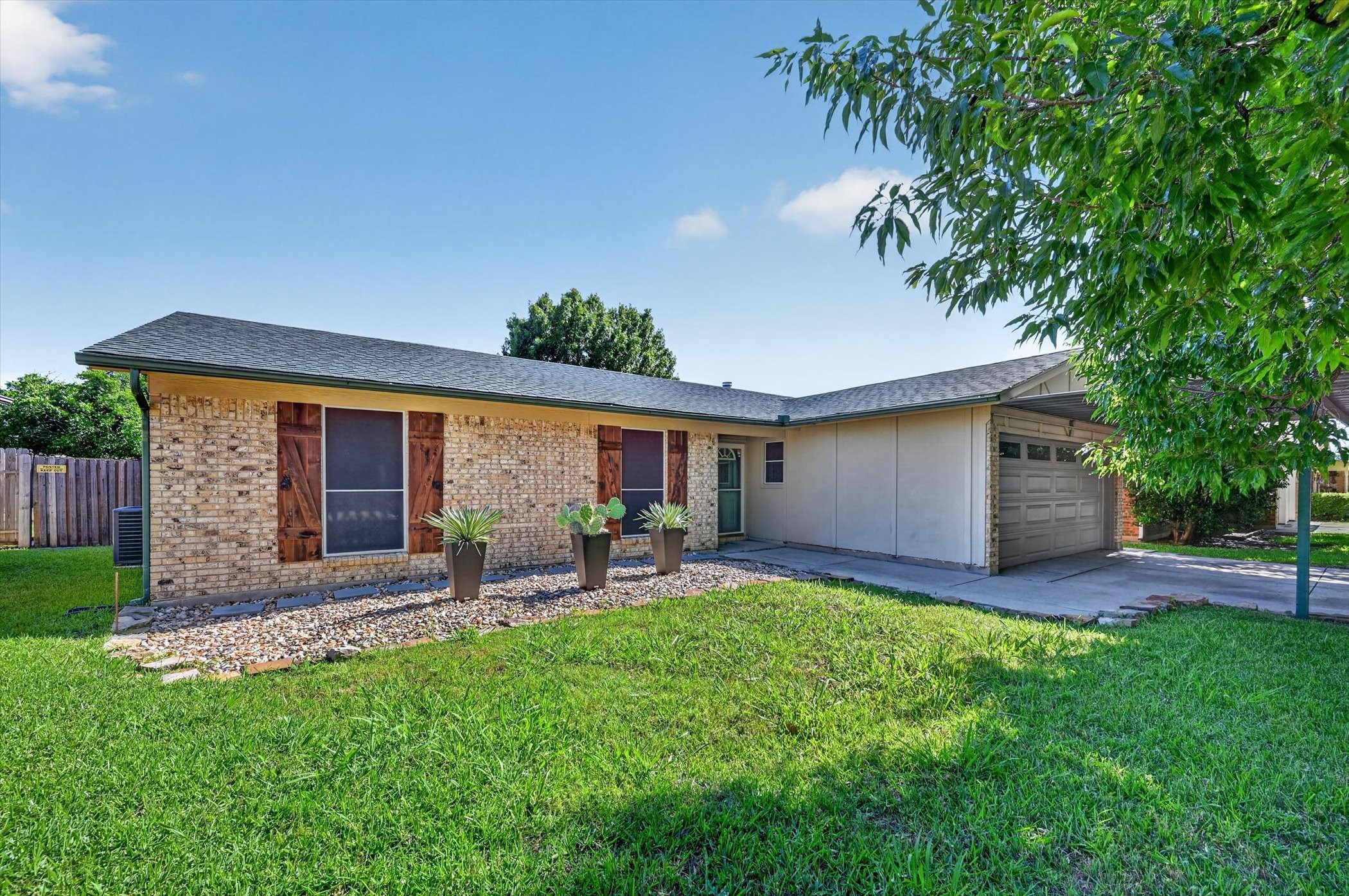 6516 Meadowview Lane Watauga TX 76148
