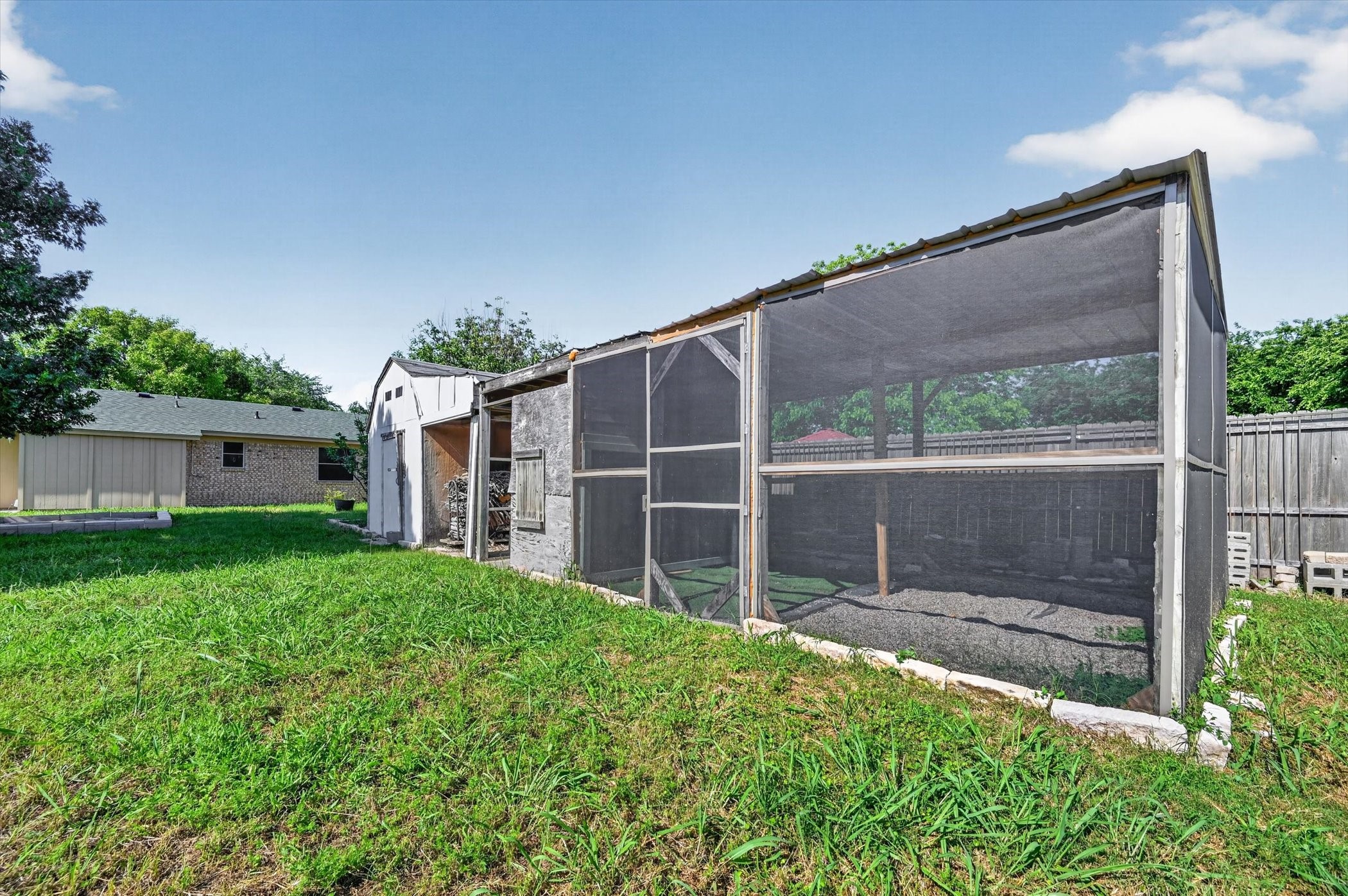 6516 Meadowview Lane Watauga TX 76148