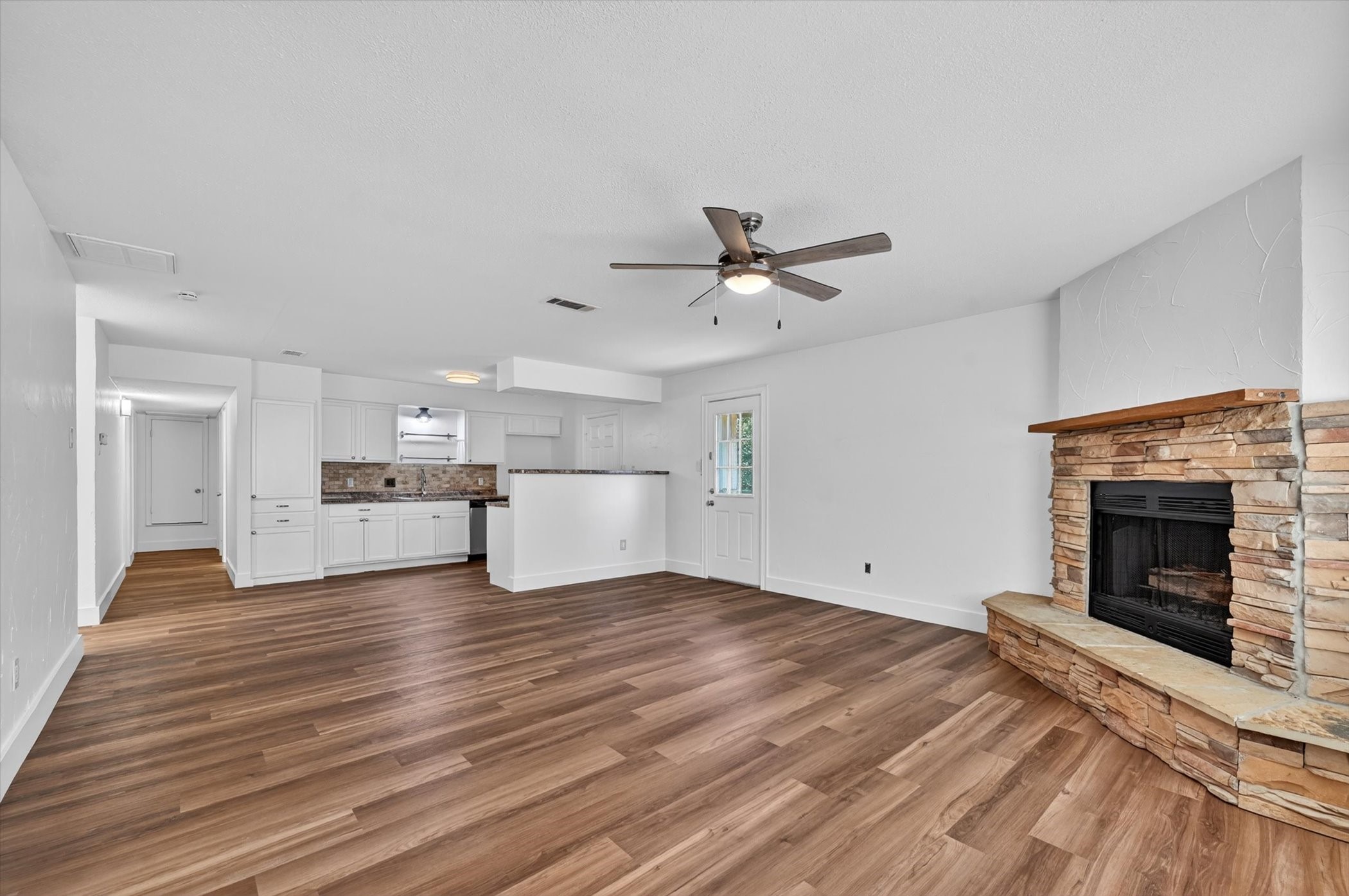 6516 Meadowview Lane Watauga TX 76148