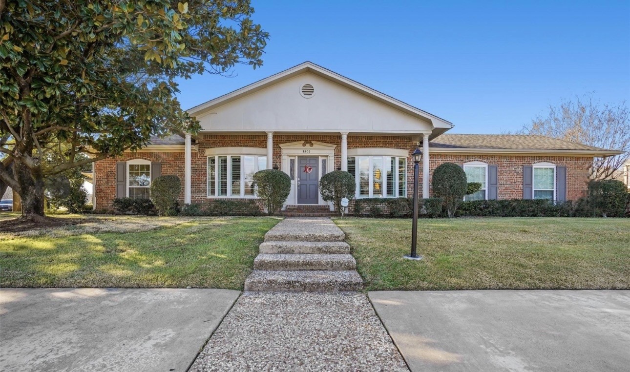 4301 Bellaire Drive Fort Worth TX 76109