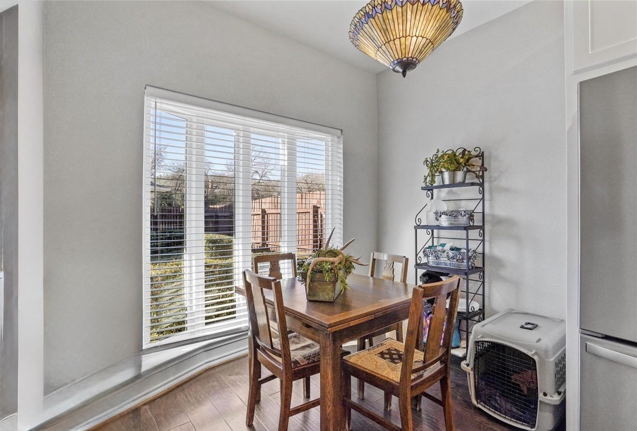 4301 Bellaire Drive Fort Worth TX 76109